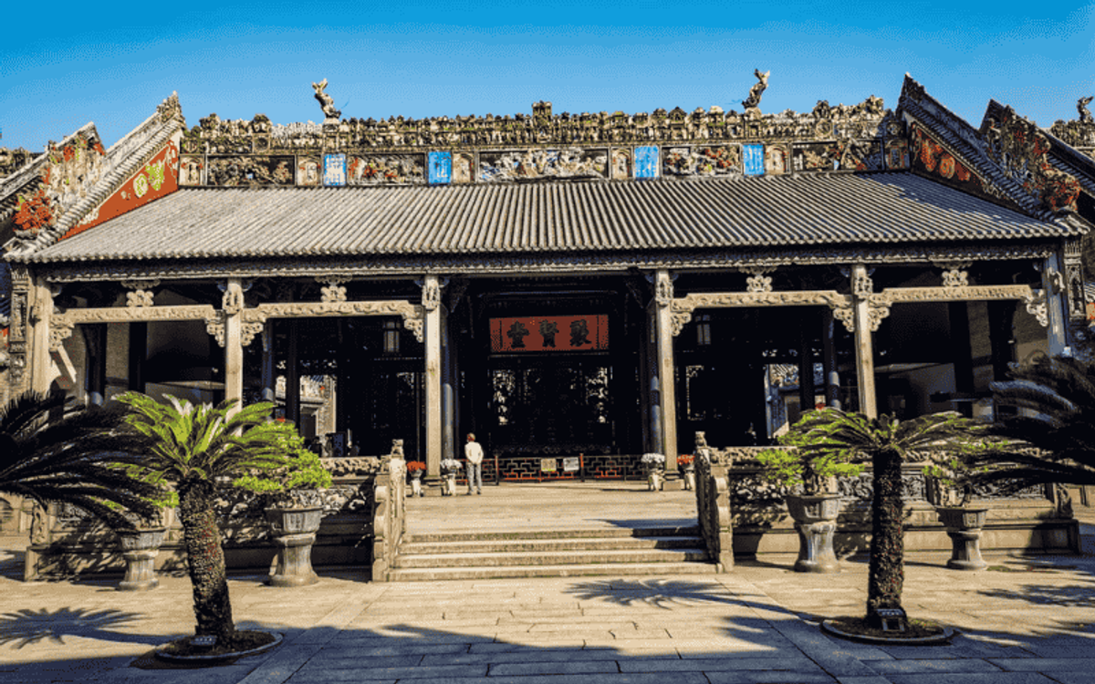 HỌC VIỆN HỌ TRẦN: BẢO TÀNG SỐNG 200 TUỔI CỦA LĨNH NAM