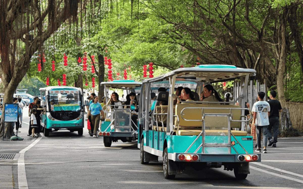 CẨM NANG ĐI NÚI BẠCH VÂN TRUNG QUỐC TỪ A - Z