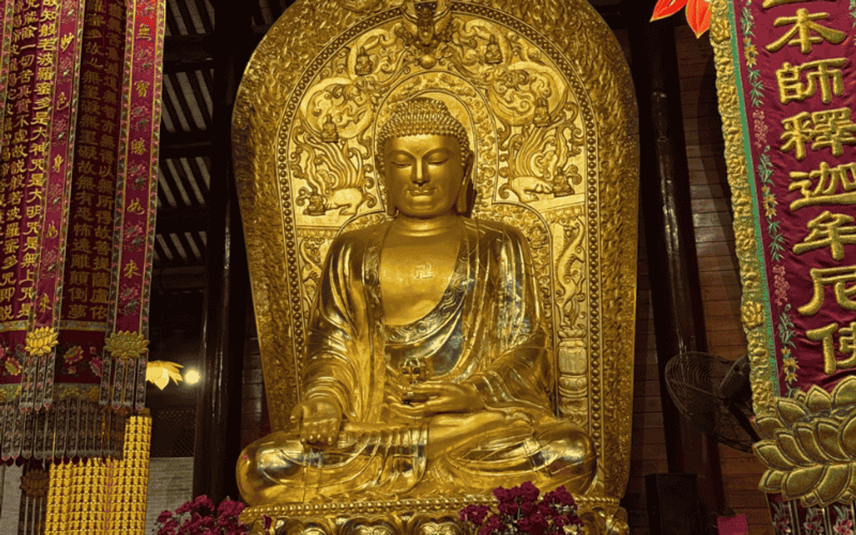 GIẢI MÃ CHÙA ĐẠI PHẬT HUYỀN ẢO NHẤT QUẢNG CHÂU