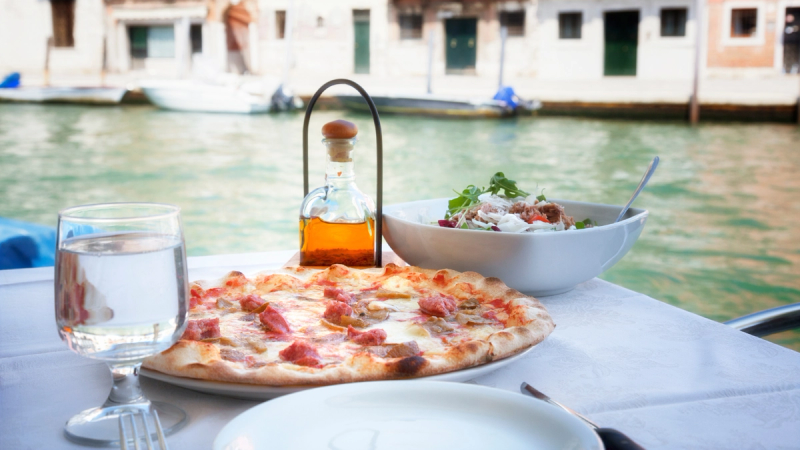 Đặc sản Rome nên thử món gì? Hành trình ẩm thực mùa hè 4 ngày 3 đêm khám phá hồn Ý giữa lòng thủ đô