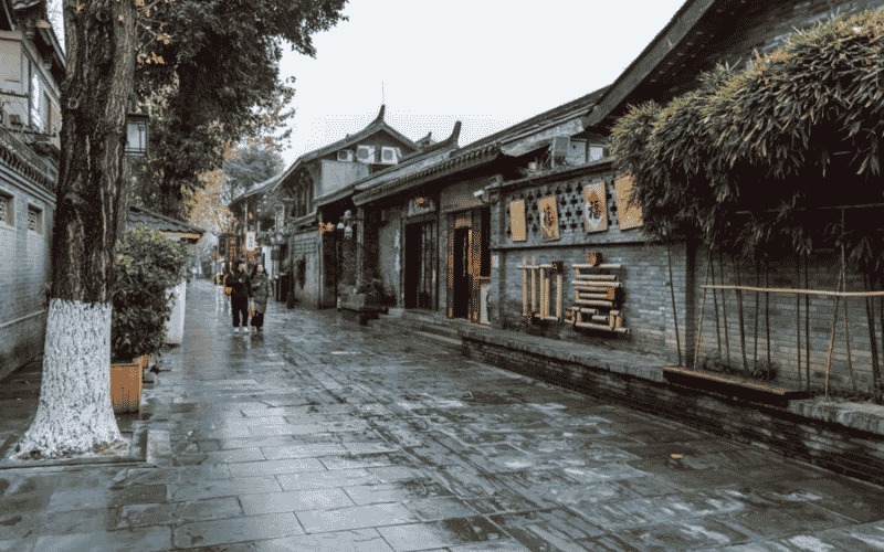 NGÕ RỘNG NGÕ HẸP: MẸO ĐẶT PHÒNG GIÁ TỐT VỚI LAIMI