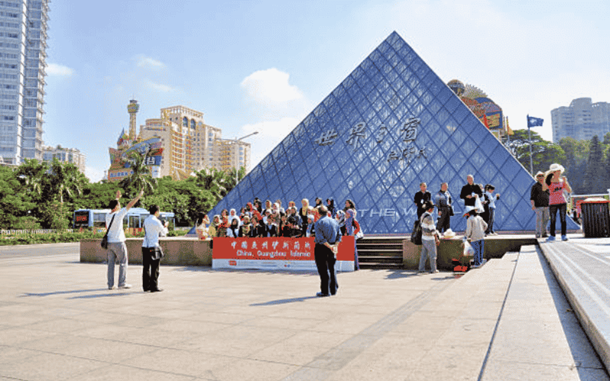WINDOW OF THE WORLD: CÁCH AI LAIMI TỐI ƯU GIÁ TỐT