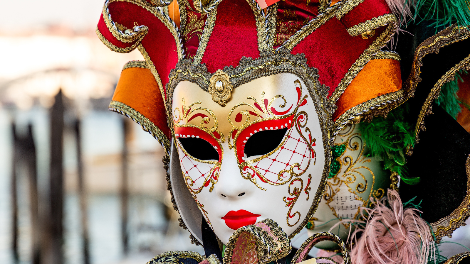 Du lịch Venice mùa Carnaval có gì đặc biệt? Hành trình khám phá lễ hội huyền thoại miền Bắc Ý