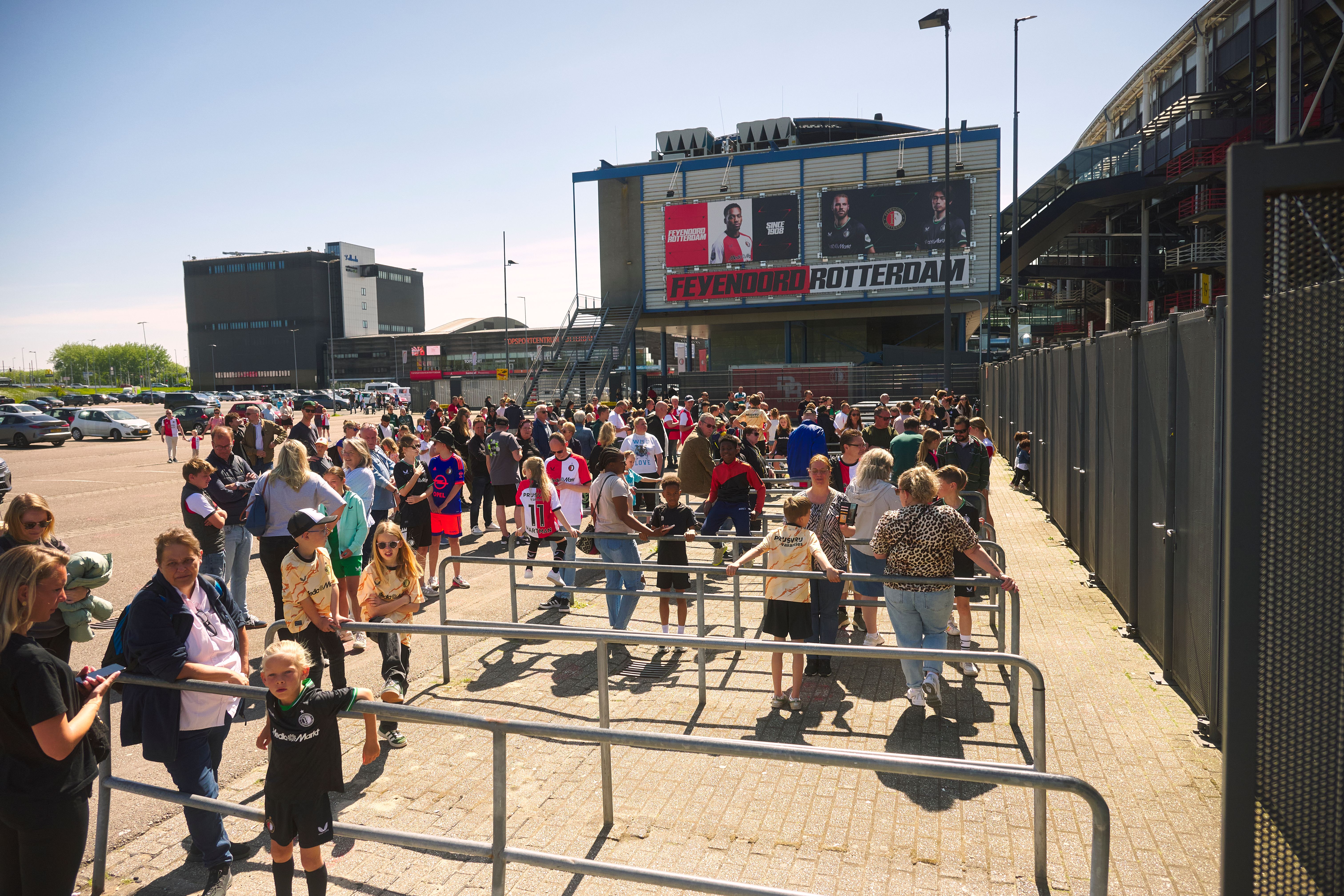 Kameraadjeswedstrijd Feyenoord V1 - Excelsior in De Kuip
