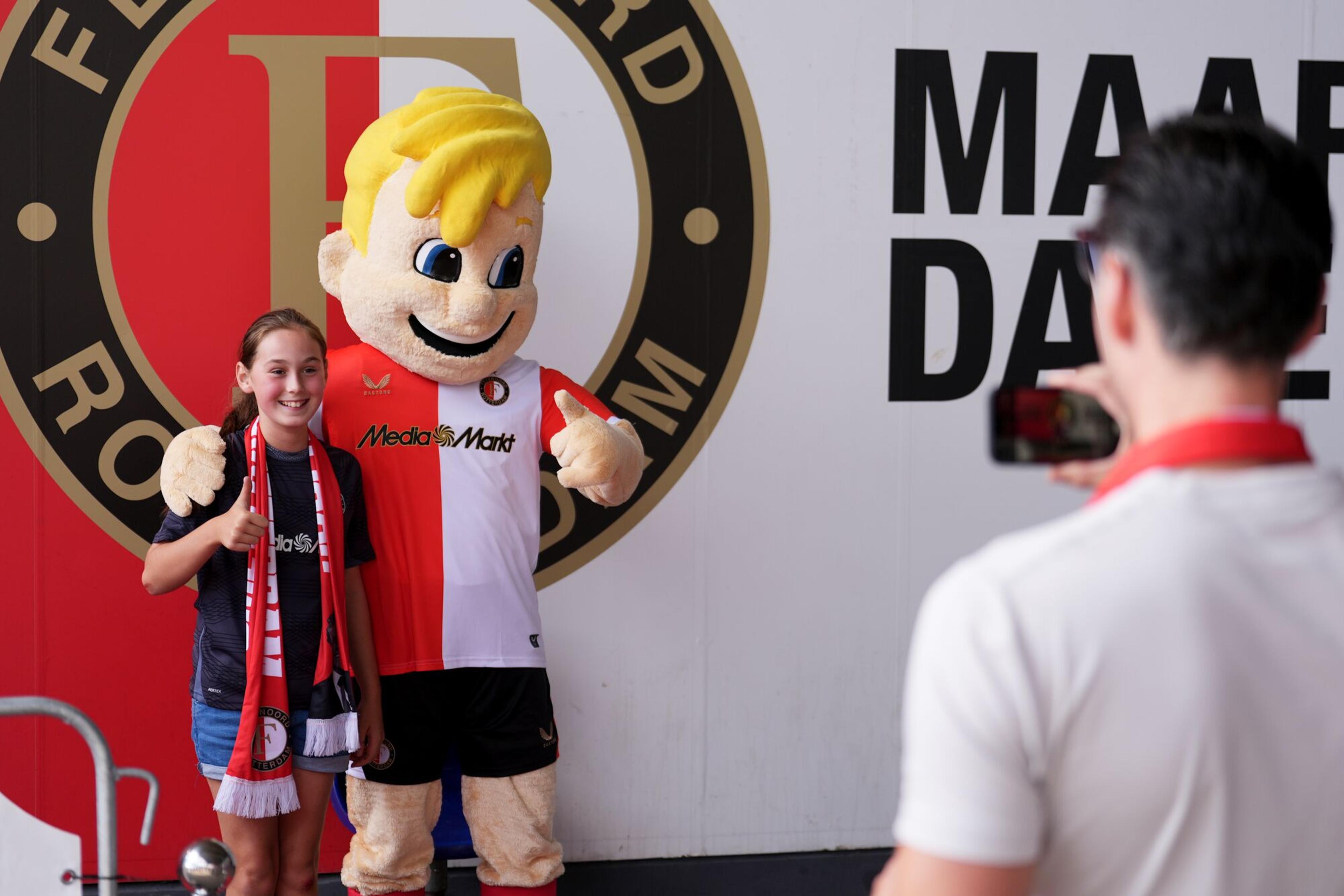 Kameraadjeswedstrijd Feyenoord - NAC Breda