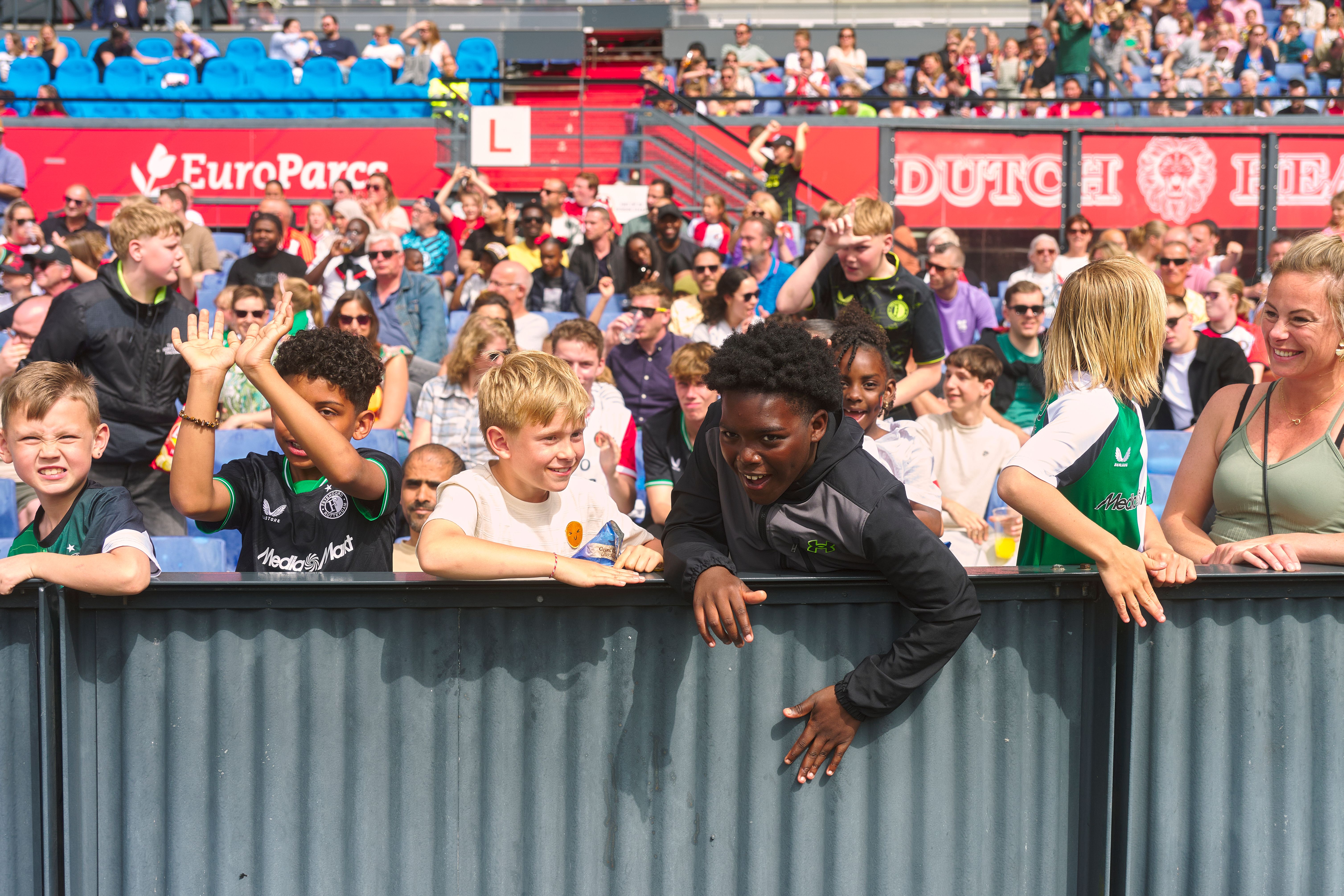 Kameraadjeswedstrijd Feyenoord V1 - Excelsior in De Kuip