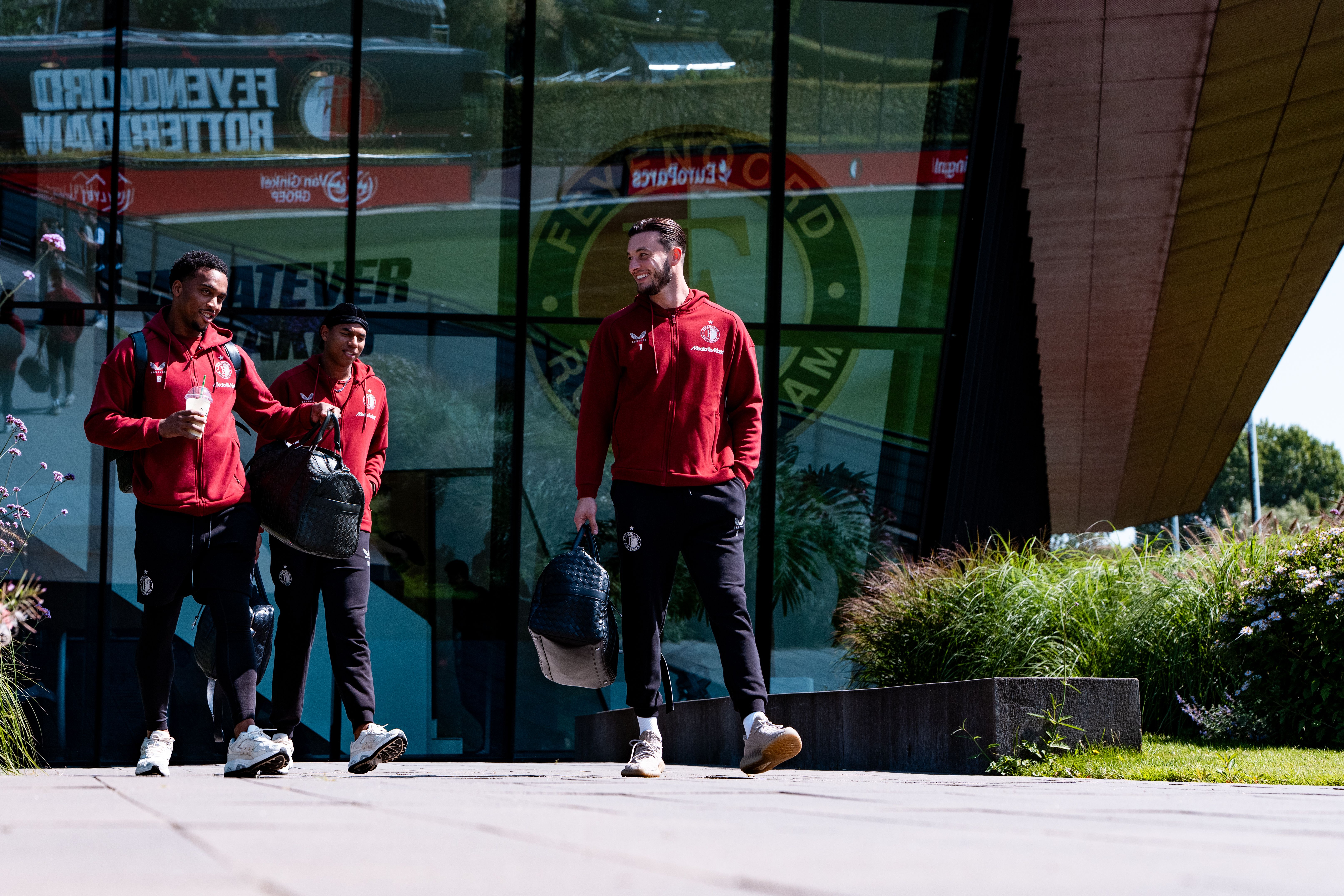 Cover Travel list 110825