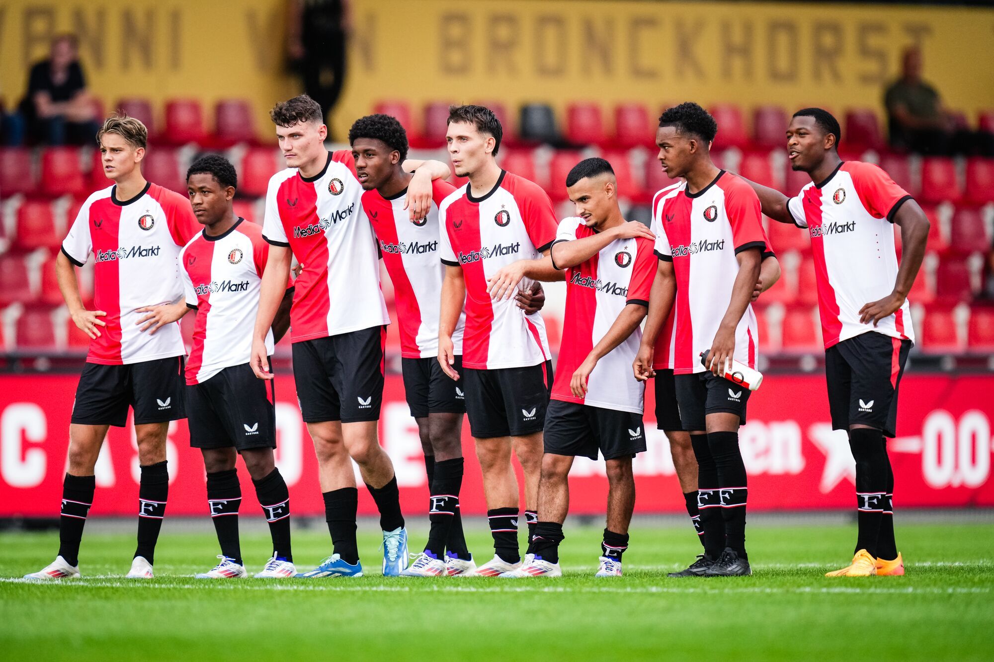 feygra o21 header 160924