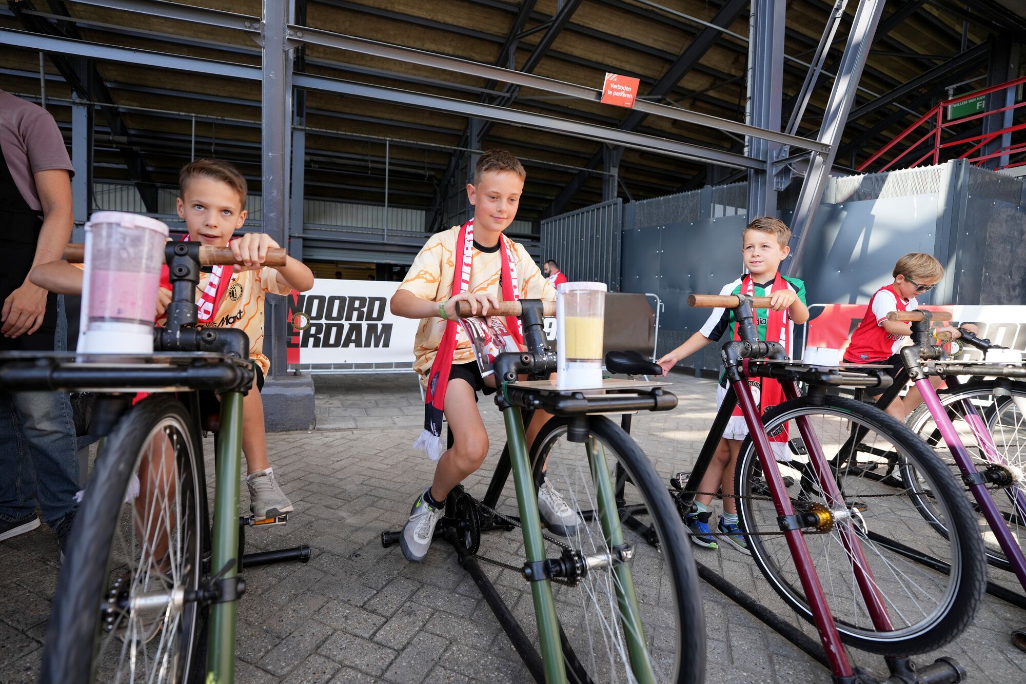 Kameraadjeswedstrijd Feyenoord - NAC Breda