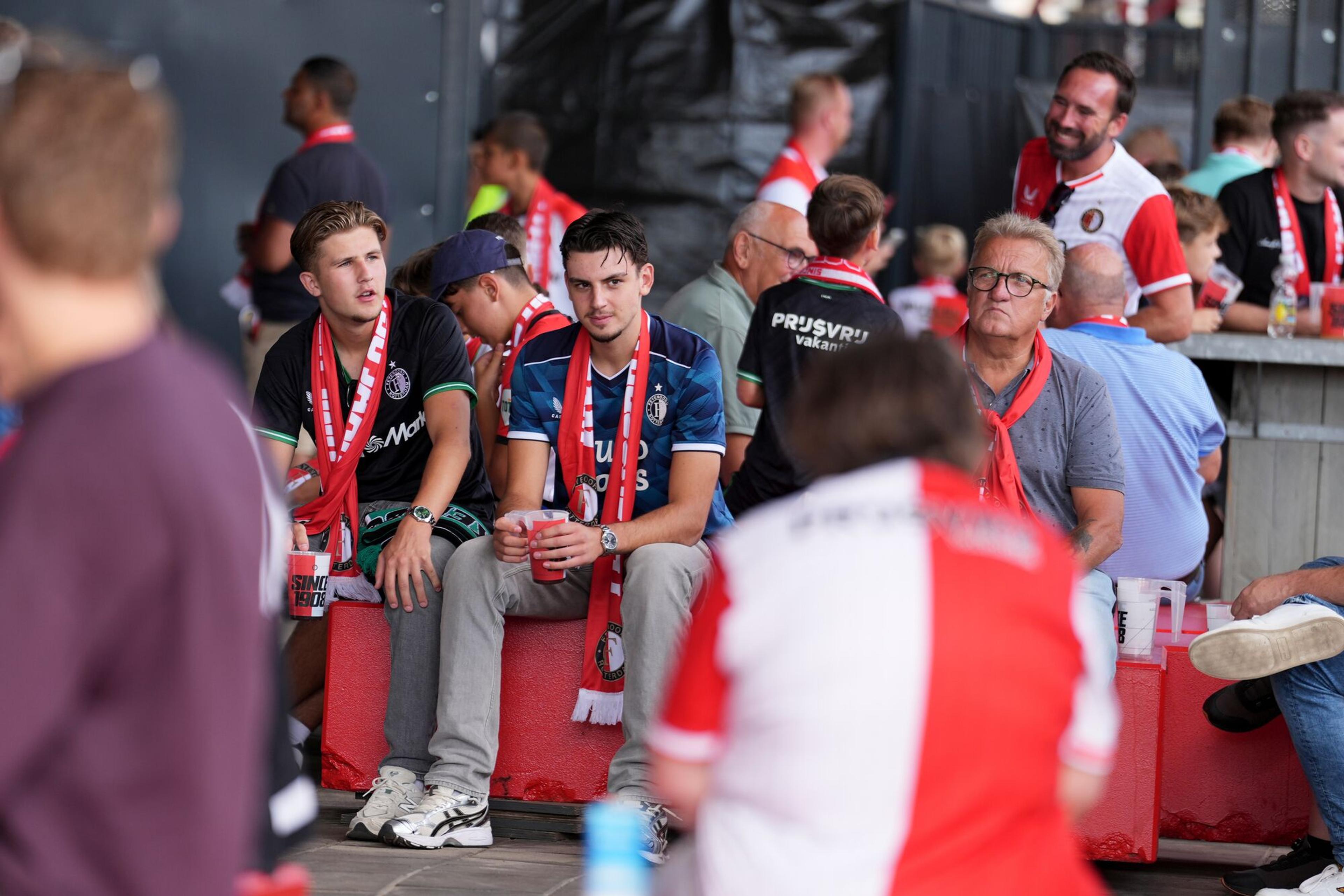 Kameraadjeswedstrijd Feyenoord - NAC Breda