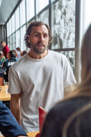 Legends Match - Legends Lounge