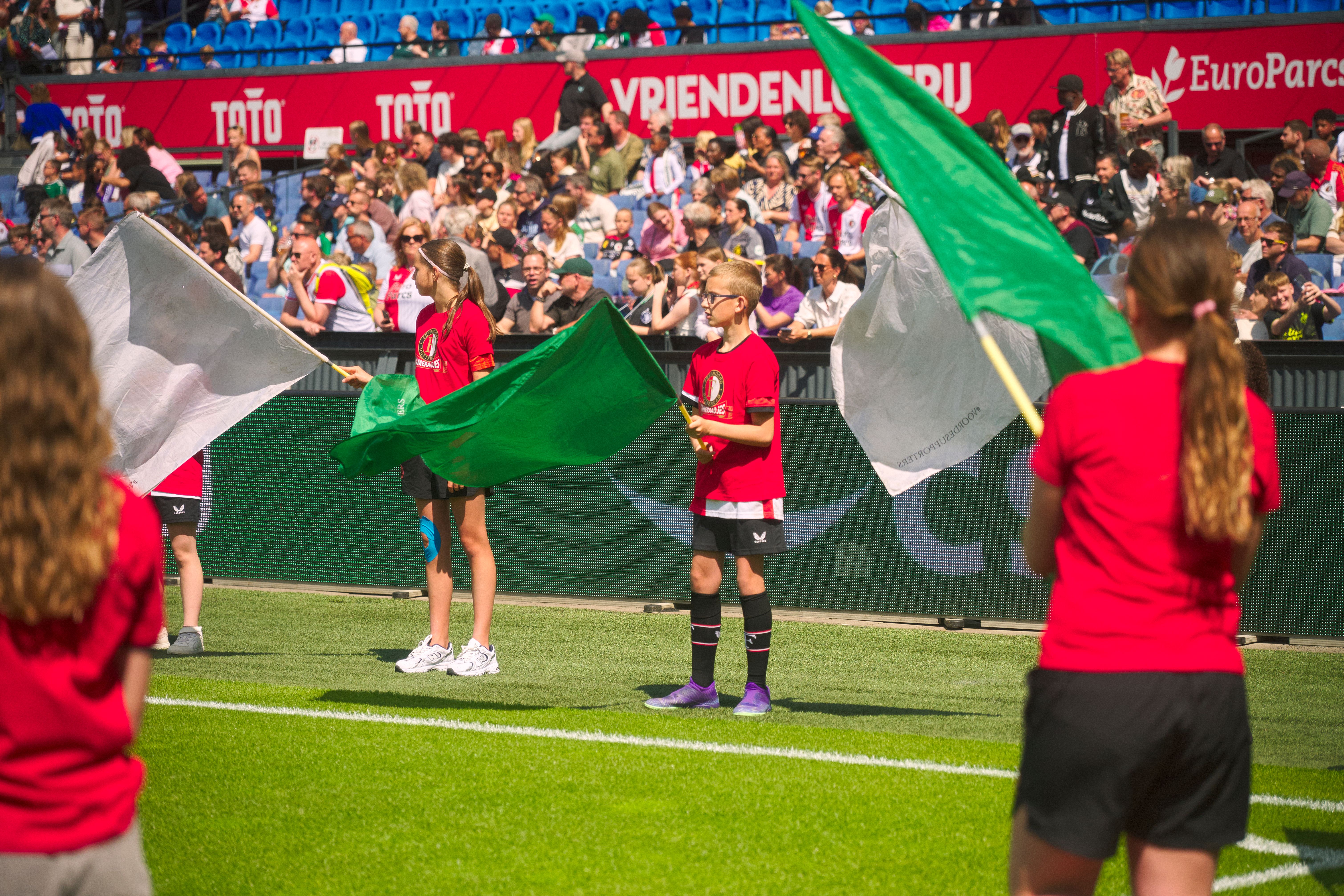 Kameraadjeswedstrijd Feyenoord V1 - Excelsior in De Kuip