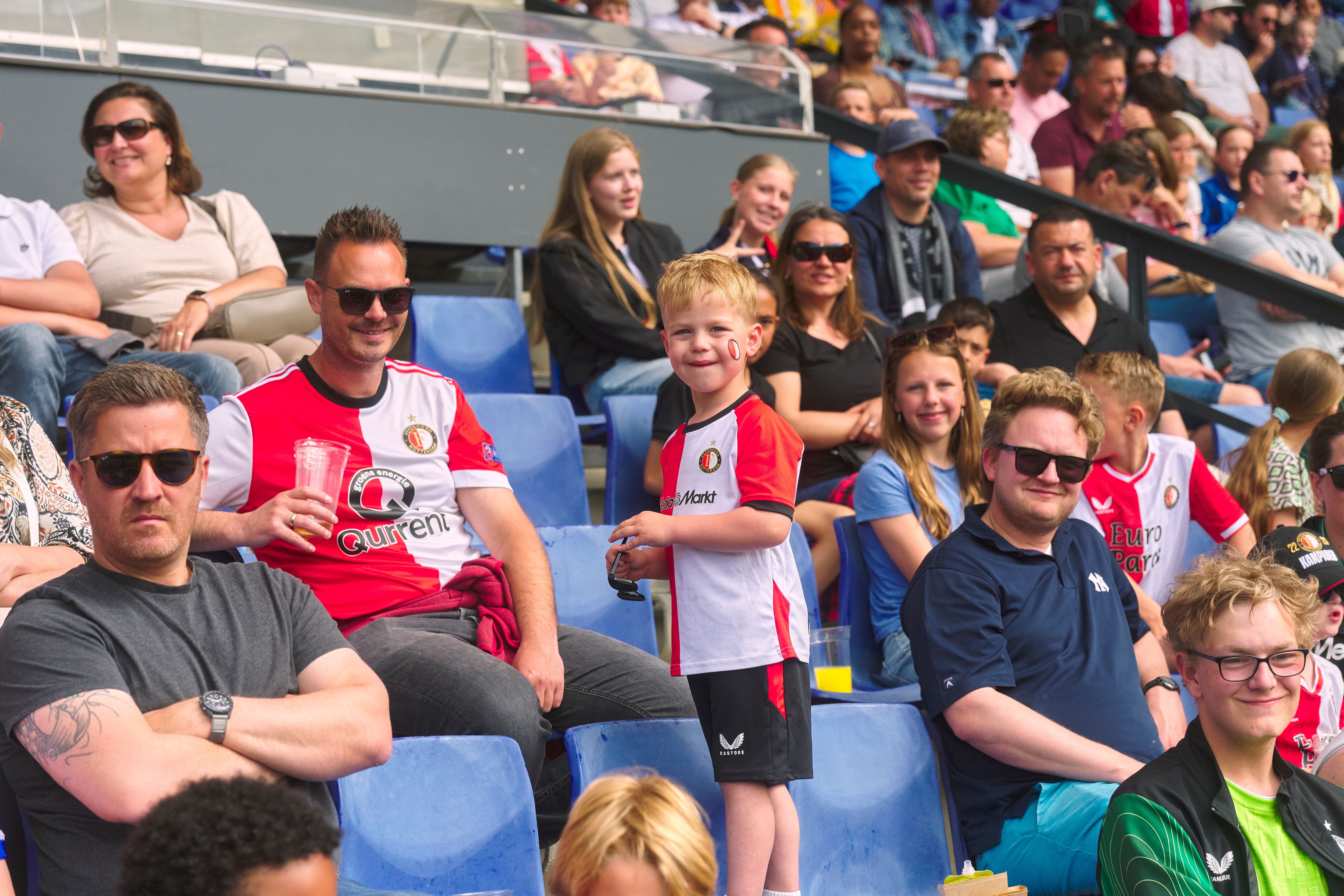 Kameraadjeswedstrijd Feyenoord V1 - Excelsior in De Kuip