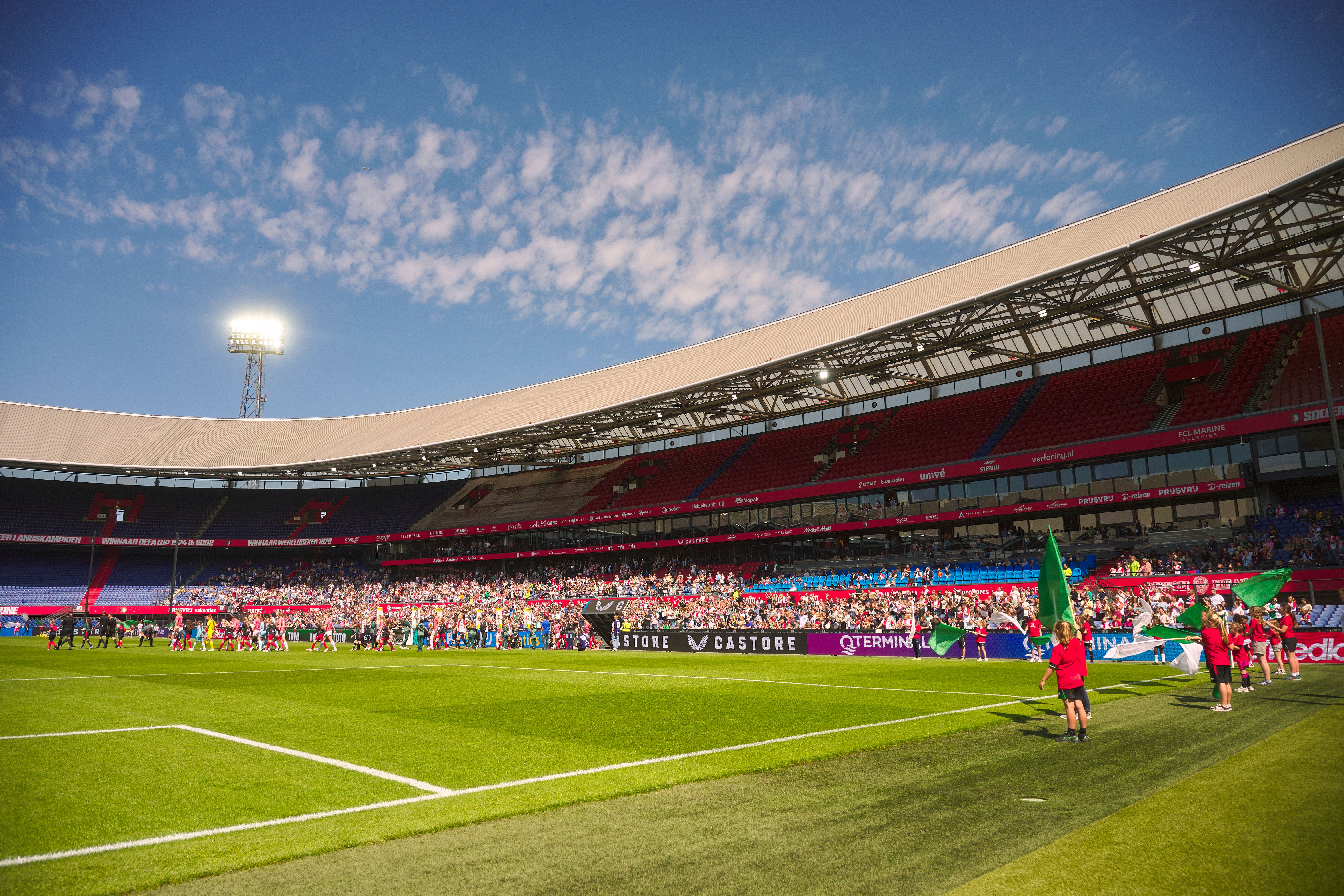Kameraadjeswedstrijd Feyenoord V1 - Excelsior in De Kuip