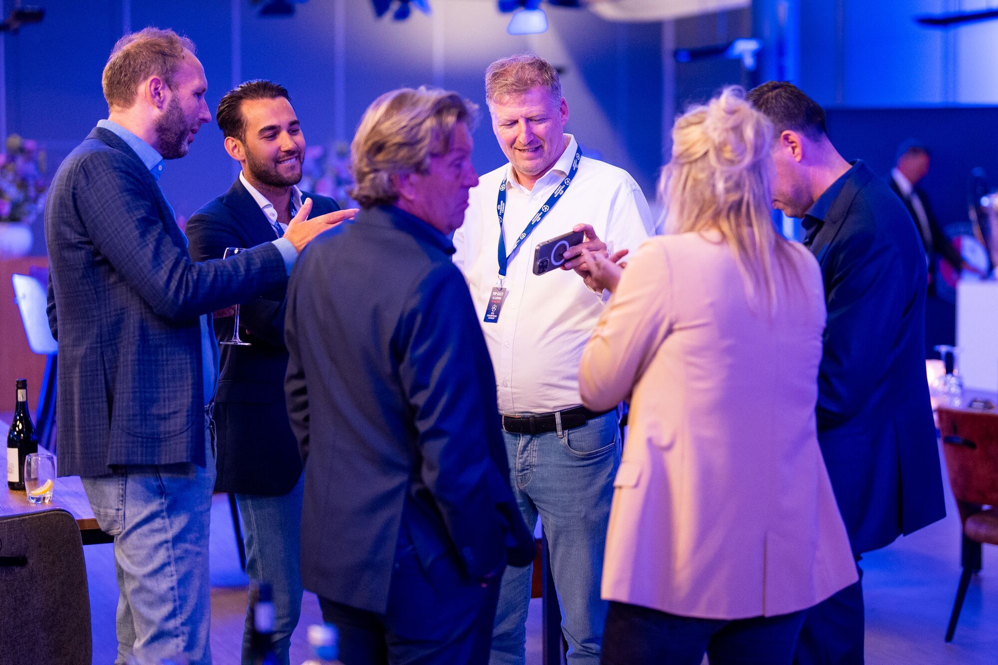 UCL draw partners en VvF