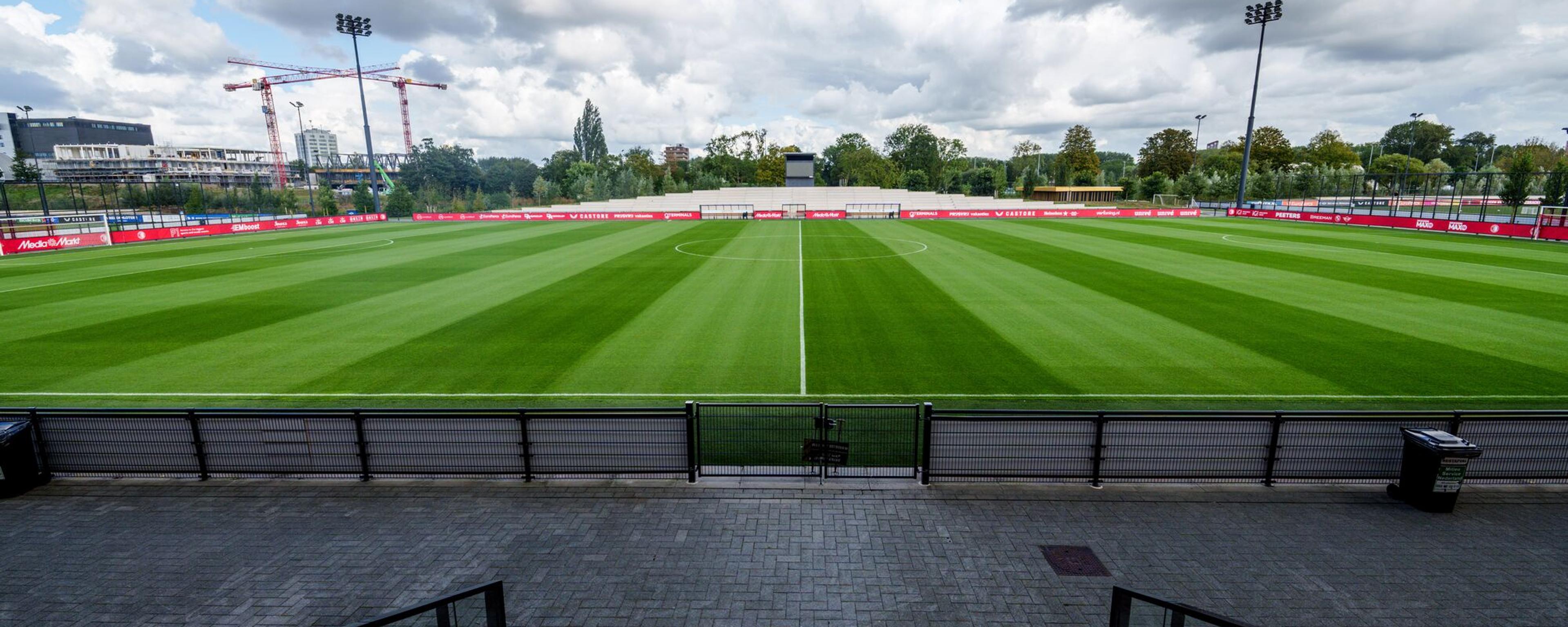 Academy header 281024 en