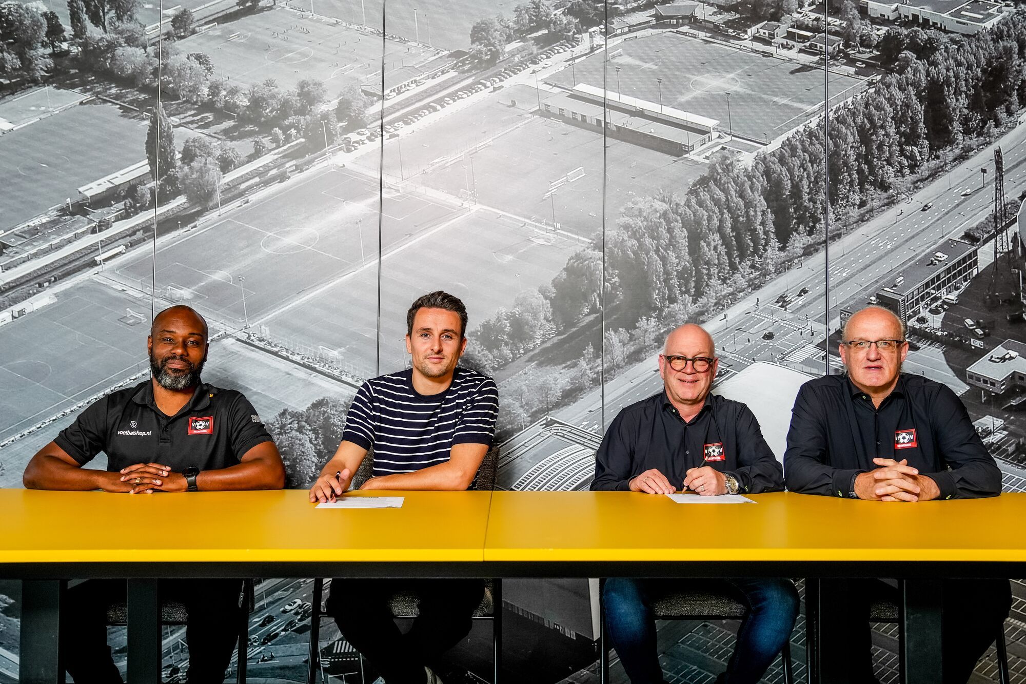 Cover VV NIeuwerkerk 240924