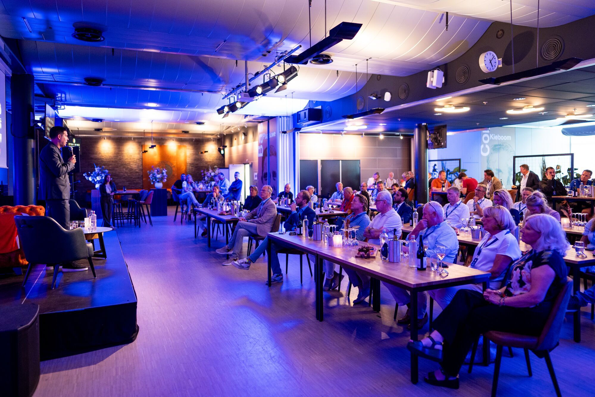 UCL draw partners en VvF