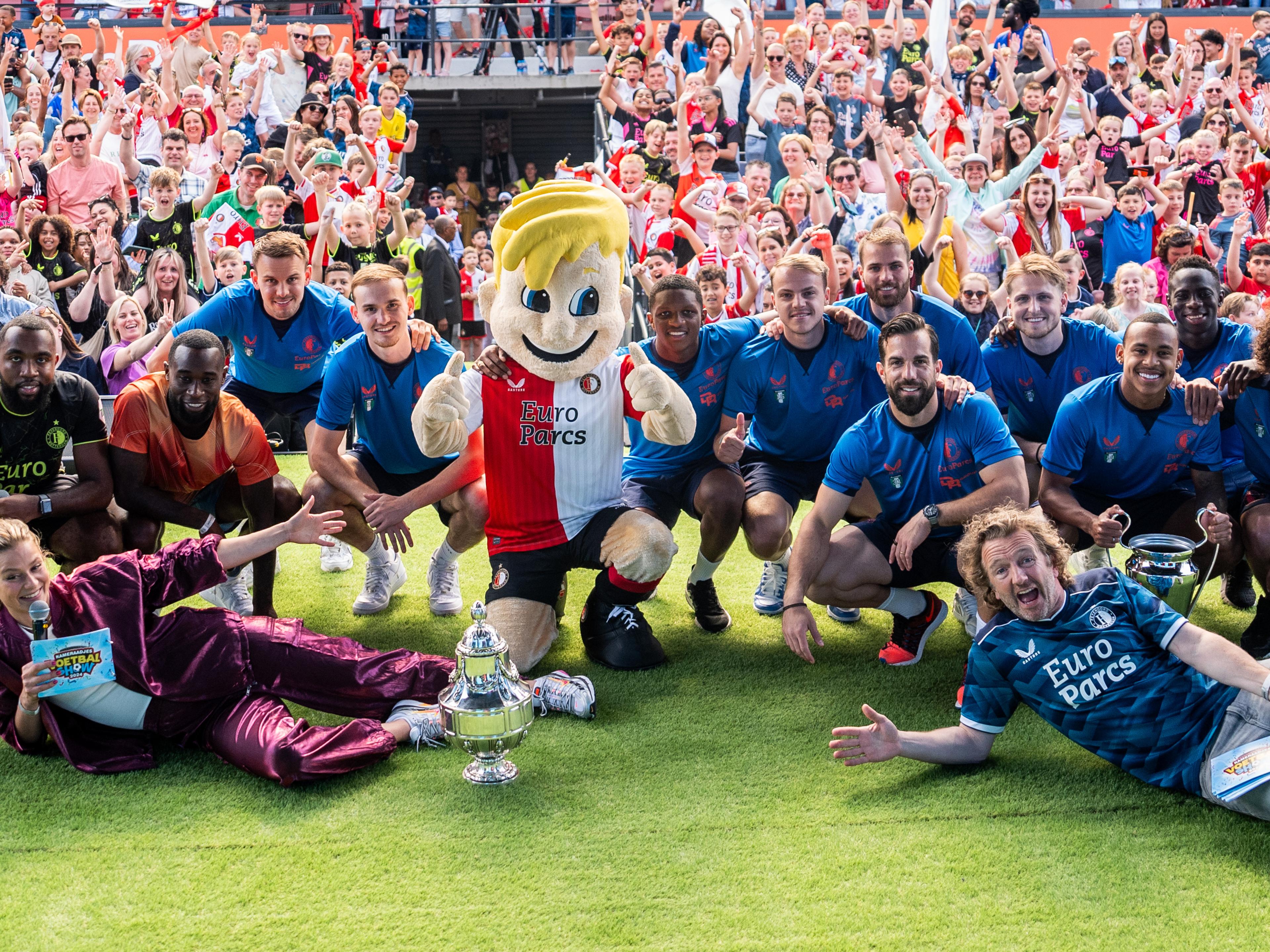 Kameraadjes header 140225