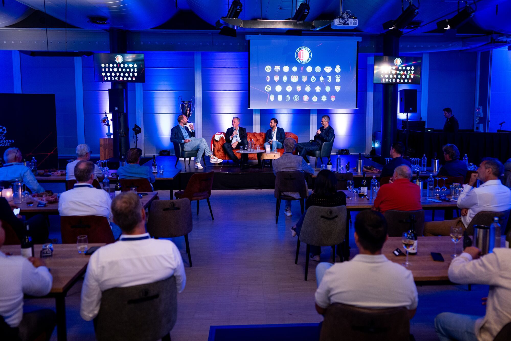 UCL draw partners en VvF