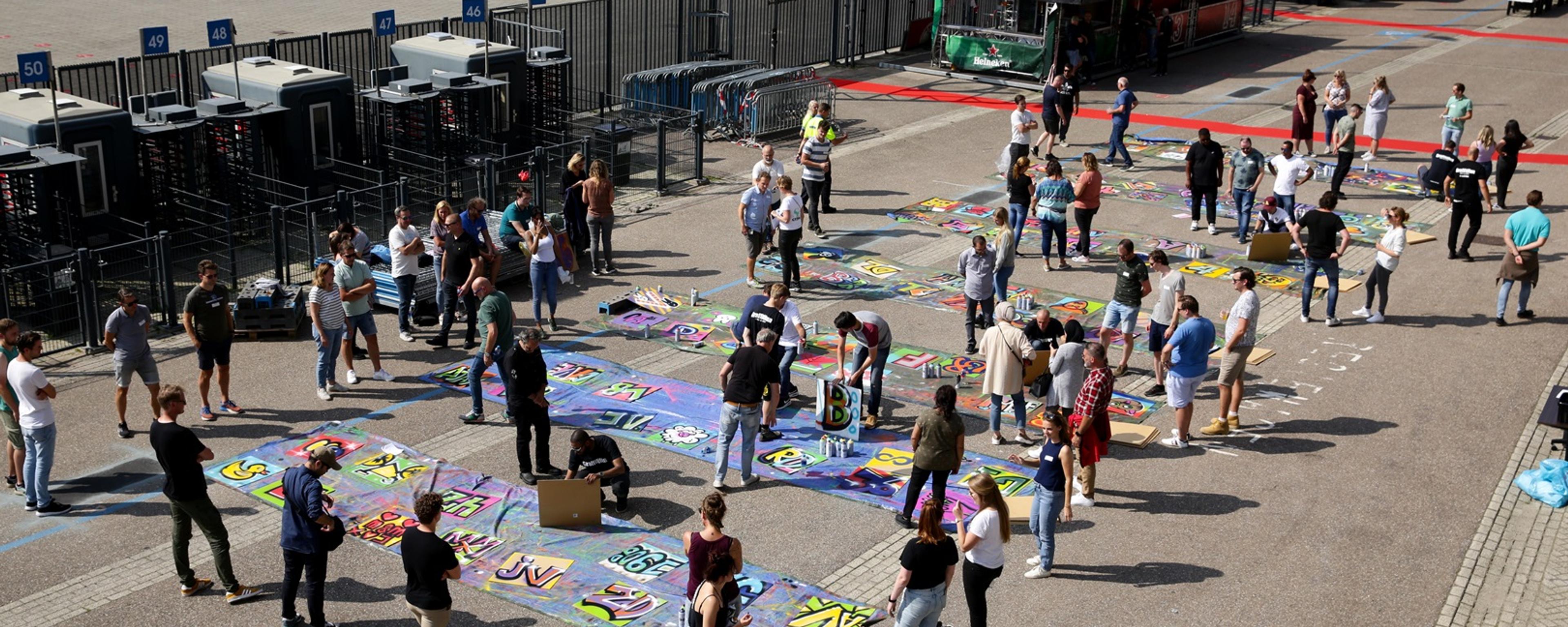 Personeel van Quooker en So Incentive tijdens de personeelsdag in De Kuip