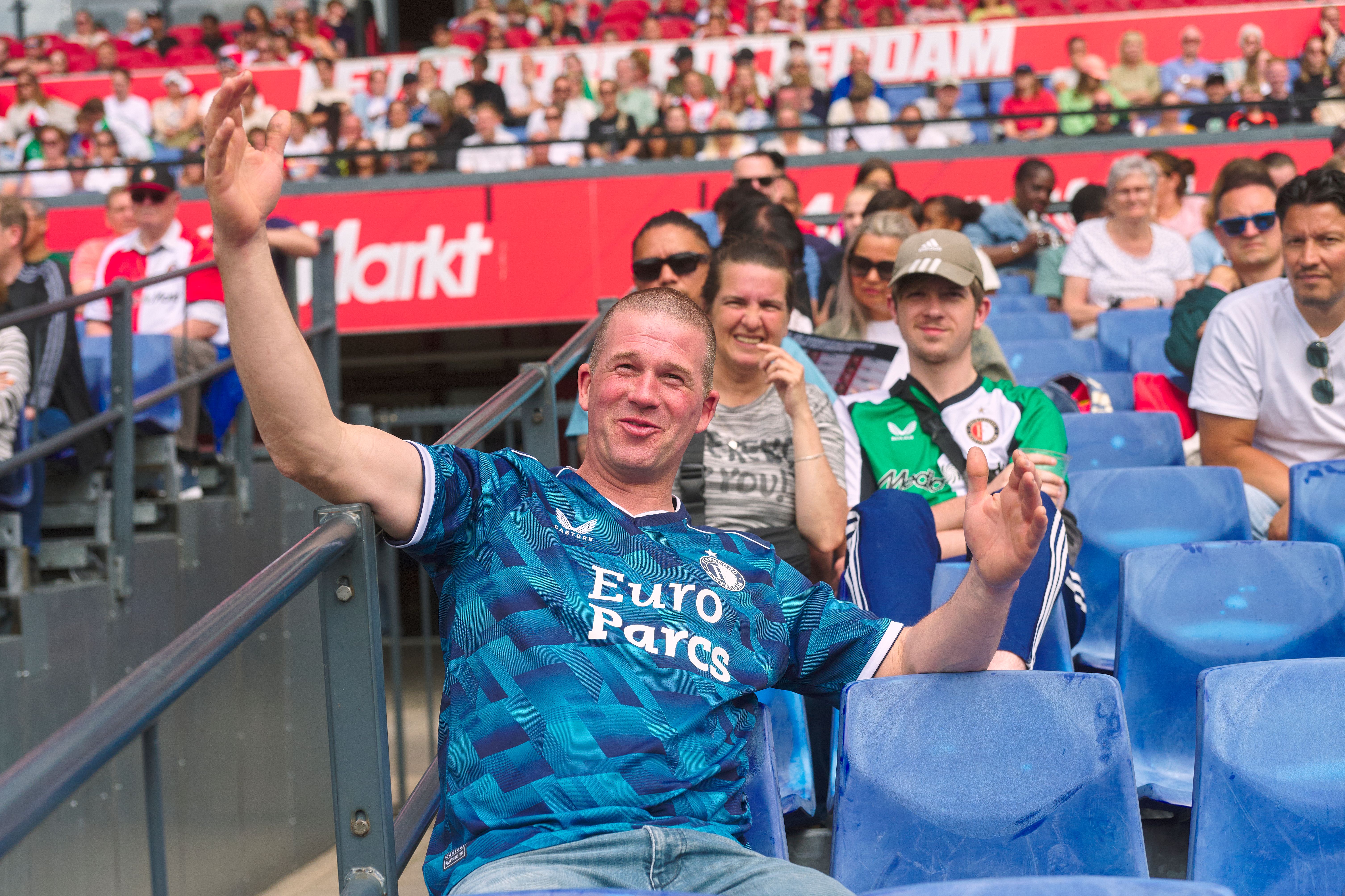 Kameraadjeswedstrijd Feyenoord V1 - Excelsior in De Kuip