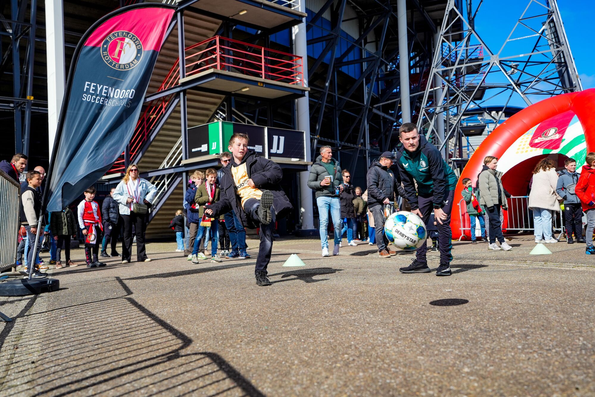 Kameraadjeswedstrijd Feyenoord - Go Ahead Eagles