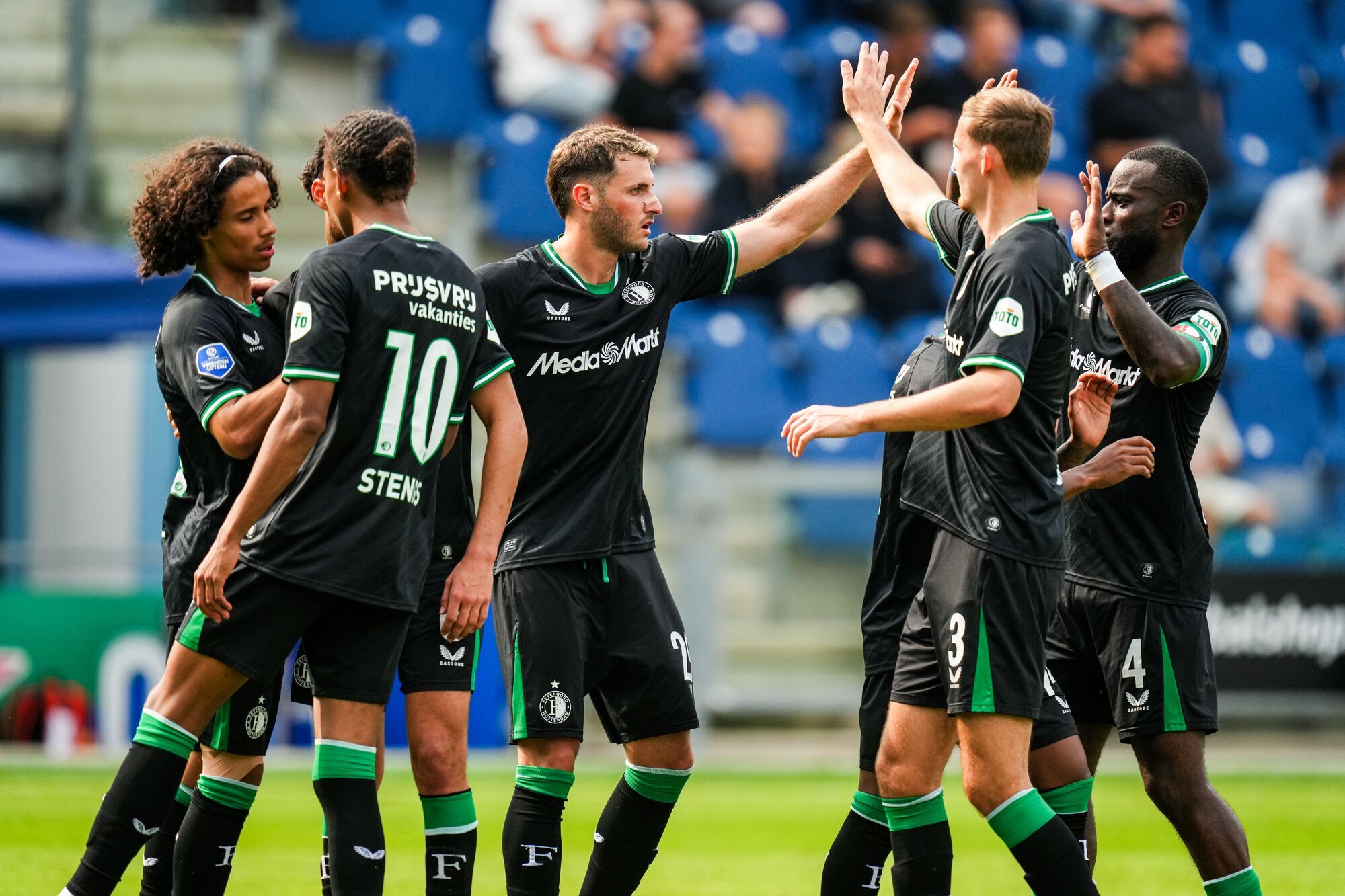 pecfey en header 180824