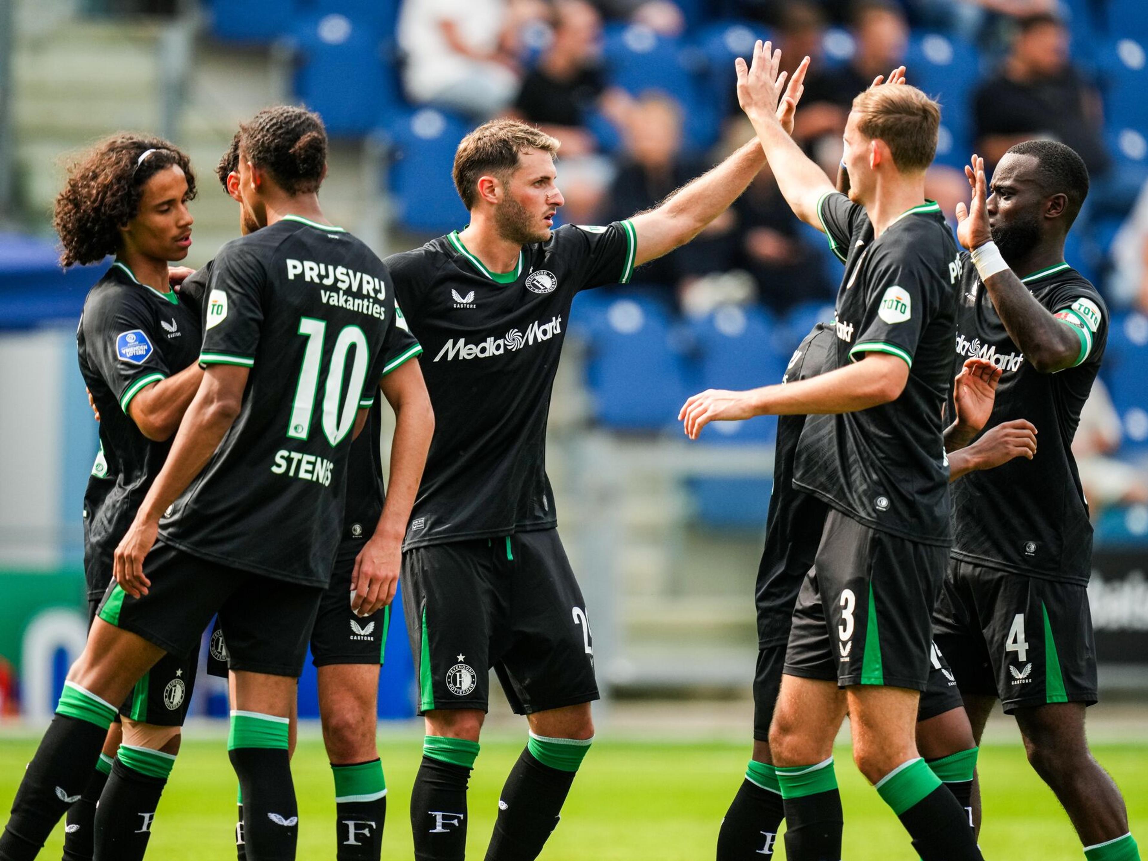 pecfey en header 180824