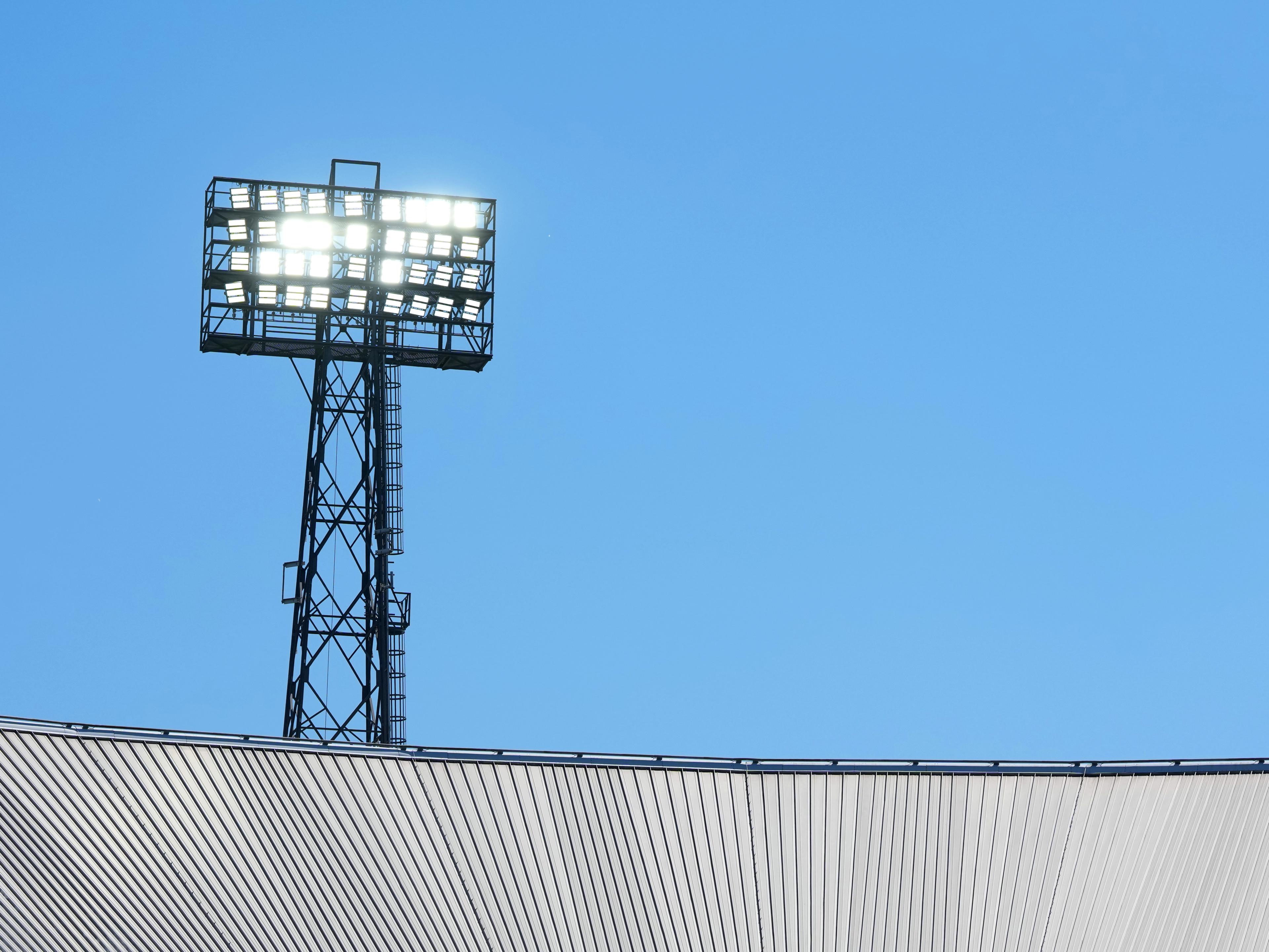 directe rvc stadion feijenoord 100826 header