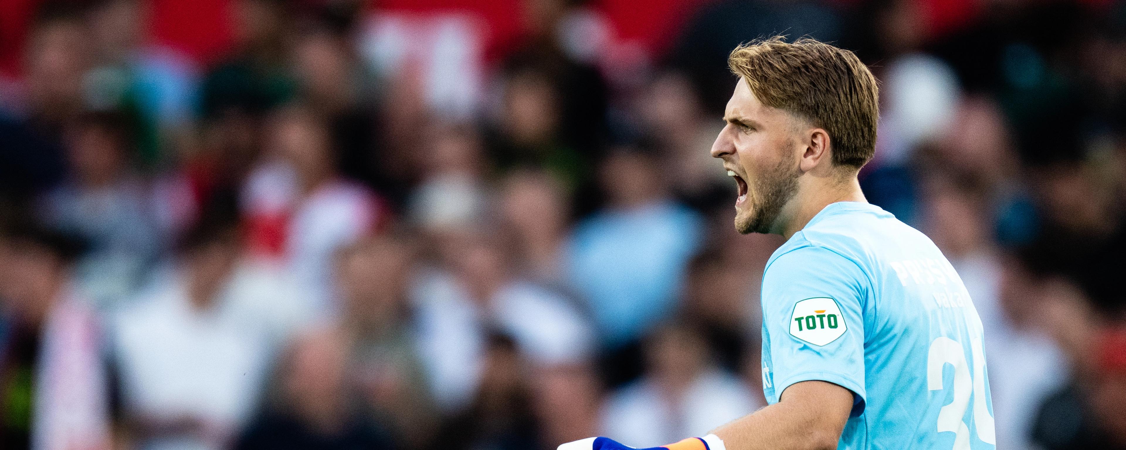 van sas header 280625