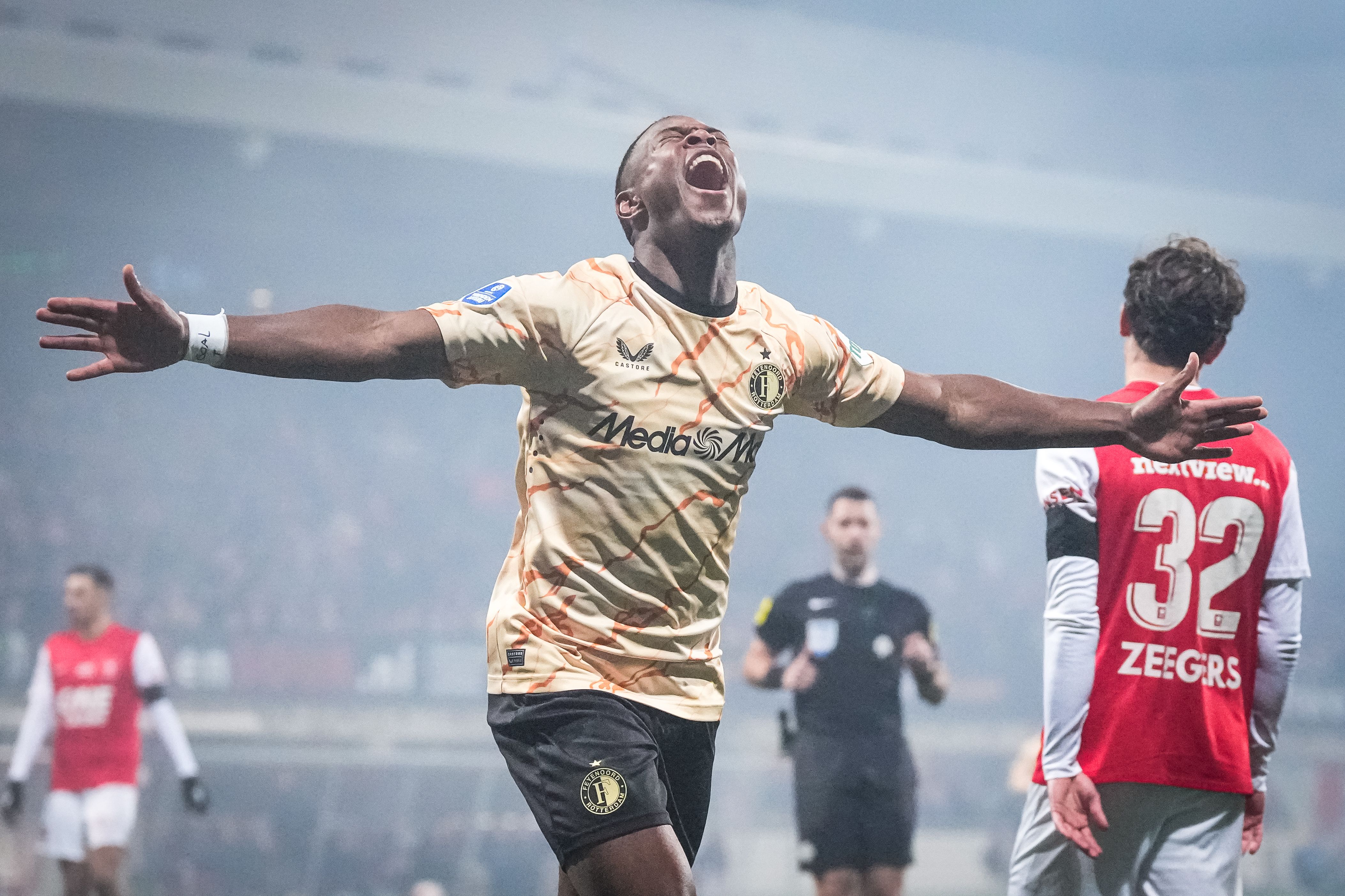 Cover Redmond 010725