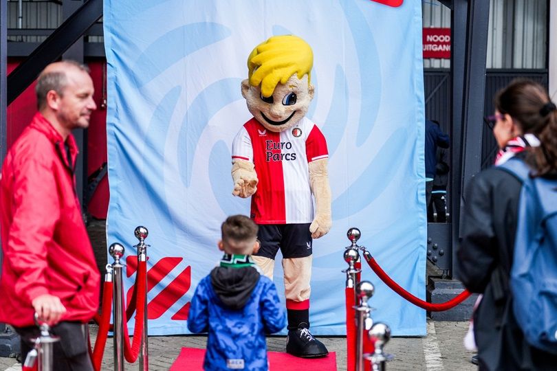 Kameraadjes FEY - VILLA - cover