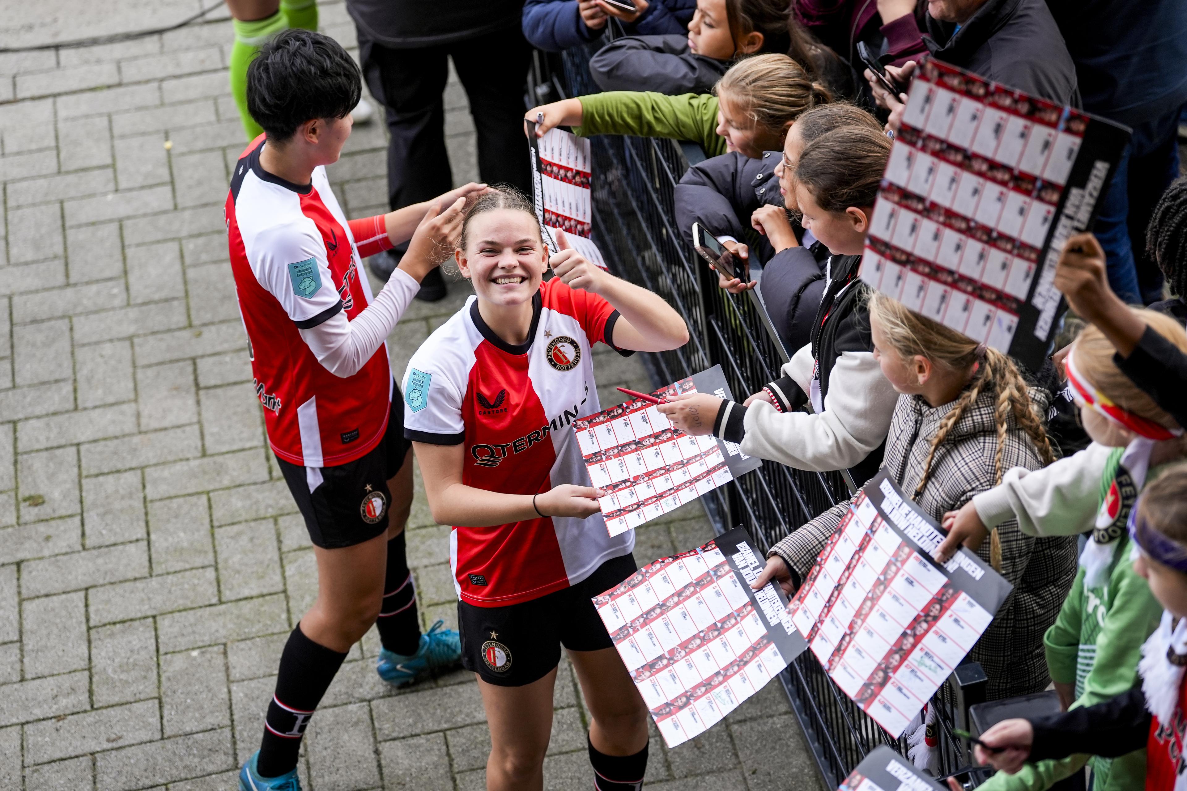 Bezoek Feyenoord Vrouwen 1 op Varkenoord