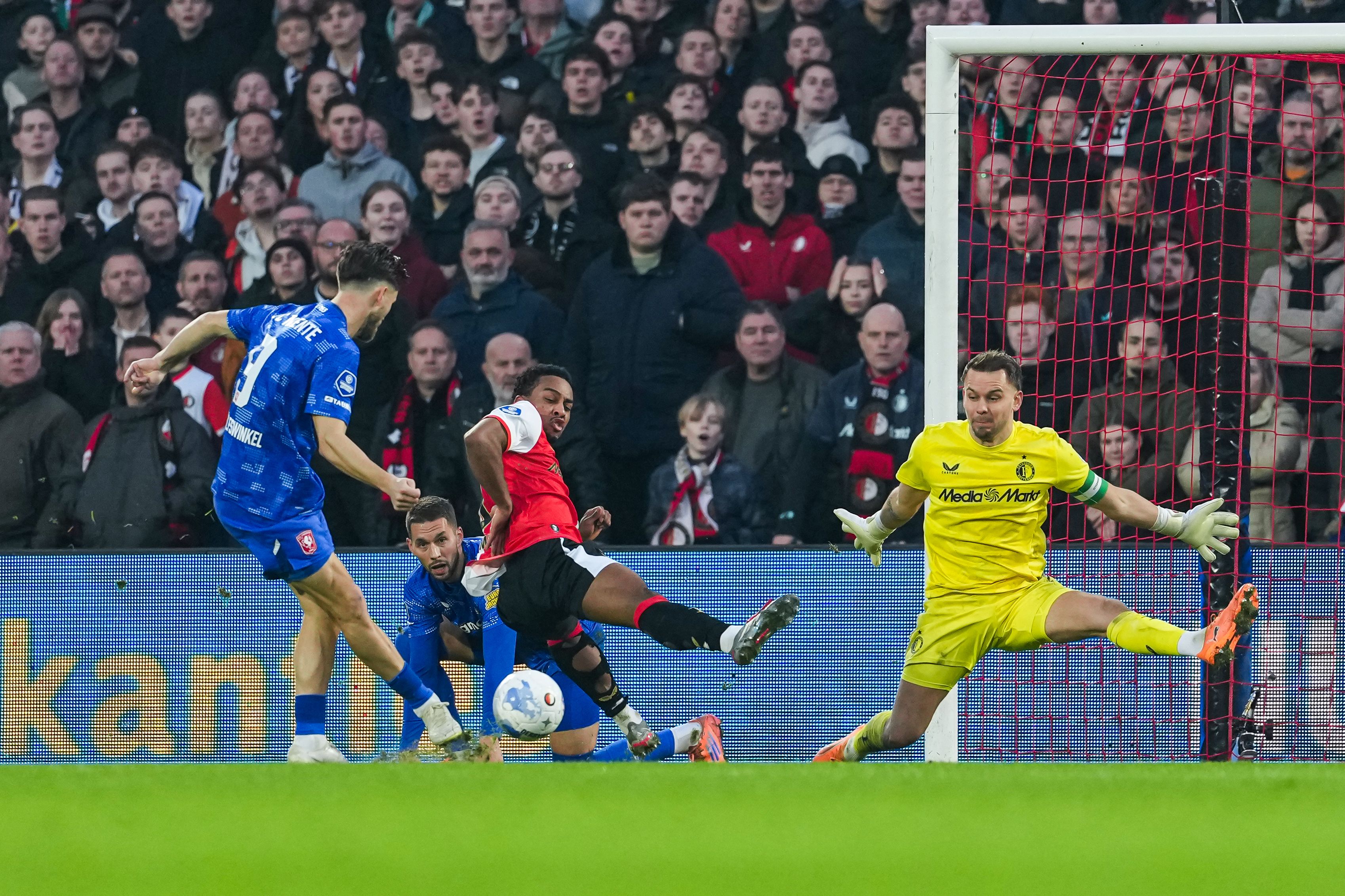 ft feytwe 211225 header