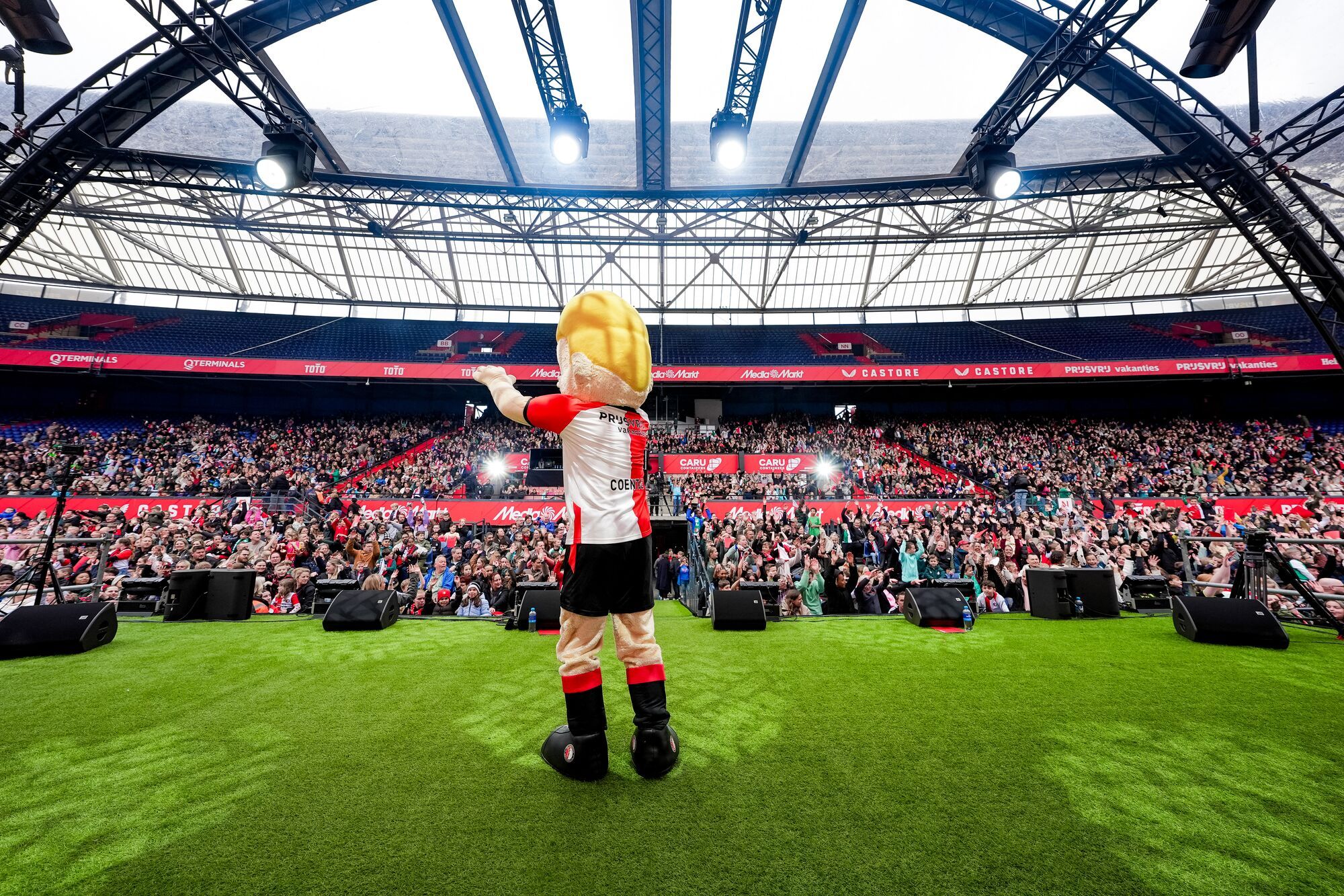 Kameraadjes Voetbalshow 2025