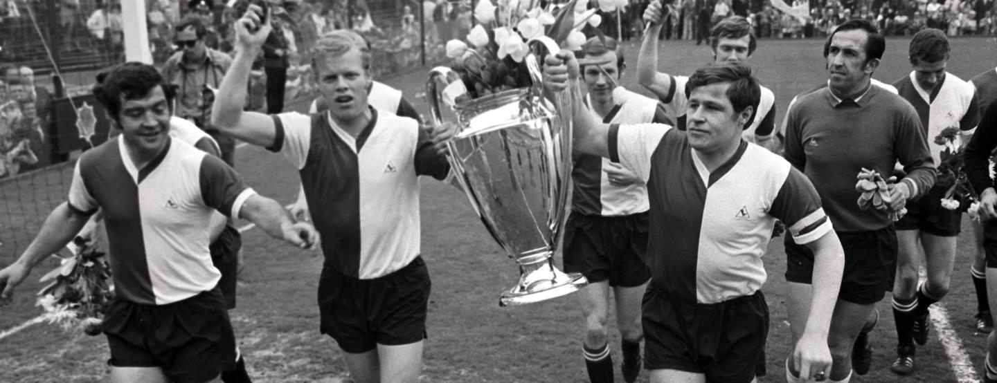 Rinus ‘IJzeren’ Israël (1942–2025) overleden Rinus ‘IJzeren’ Israël (1942–2025) overleden