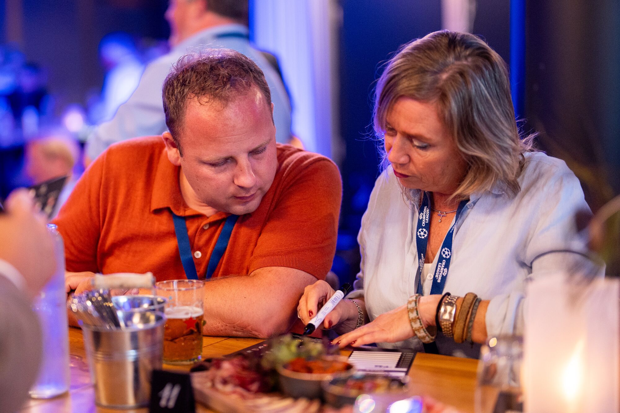 UCL draw partners en VvF