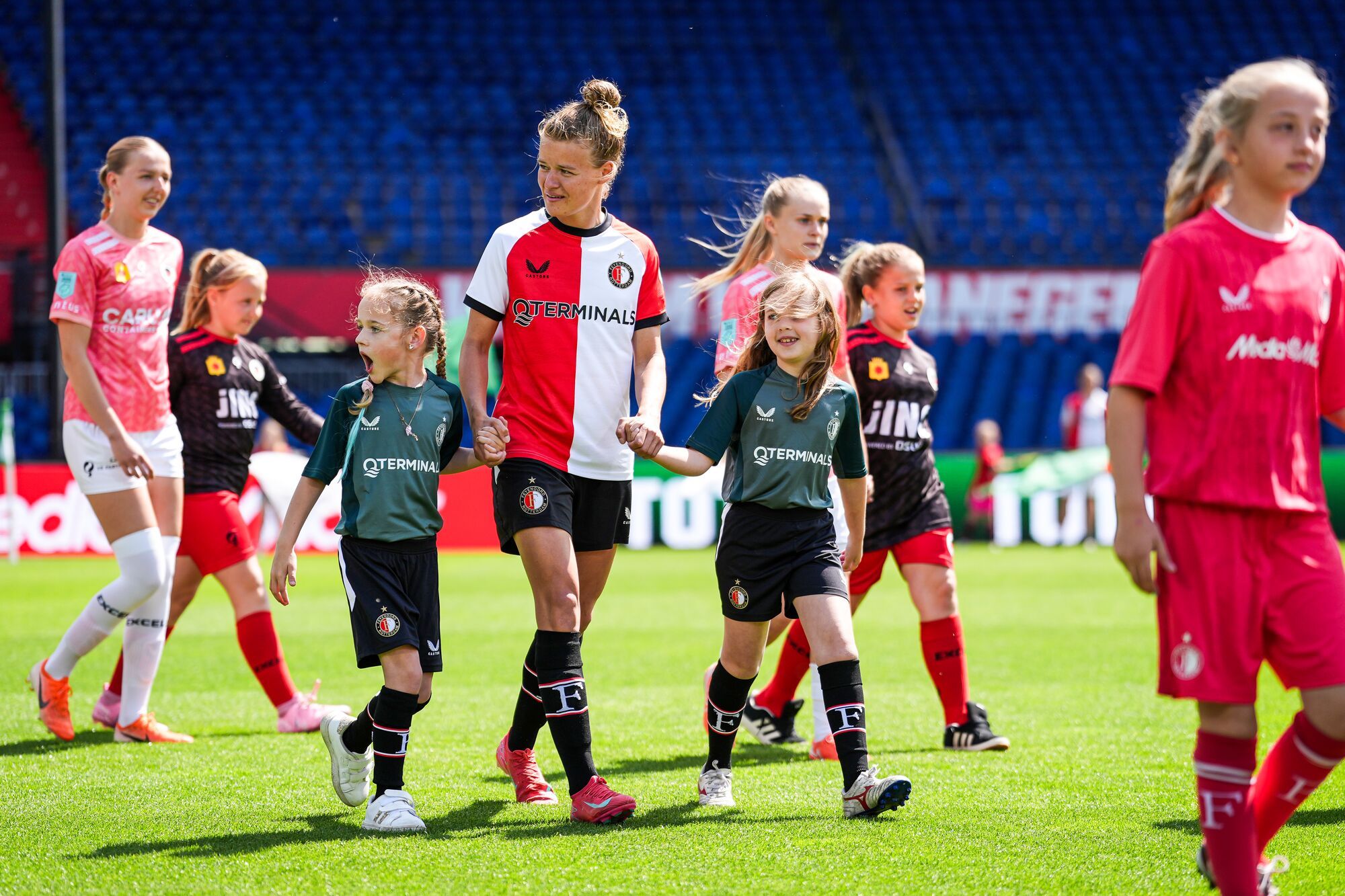 Kameraadjeswedstrijd Feyenoord V1 - Excelsior in De Kuip