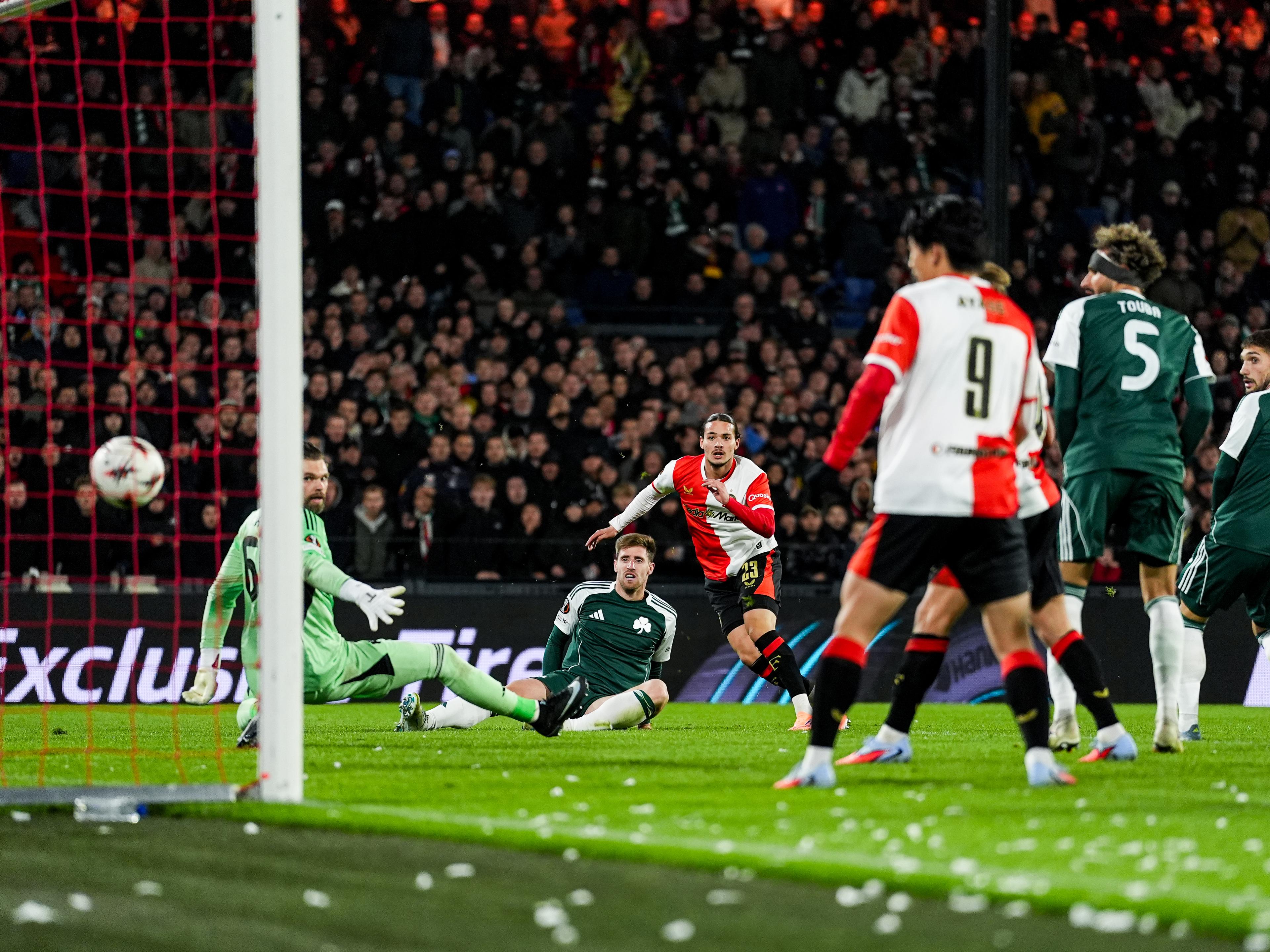 tickets thuis 271125