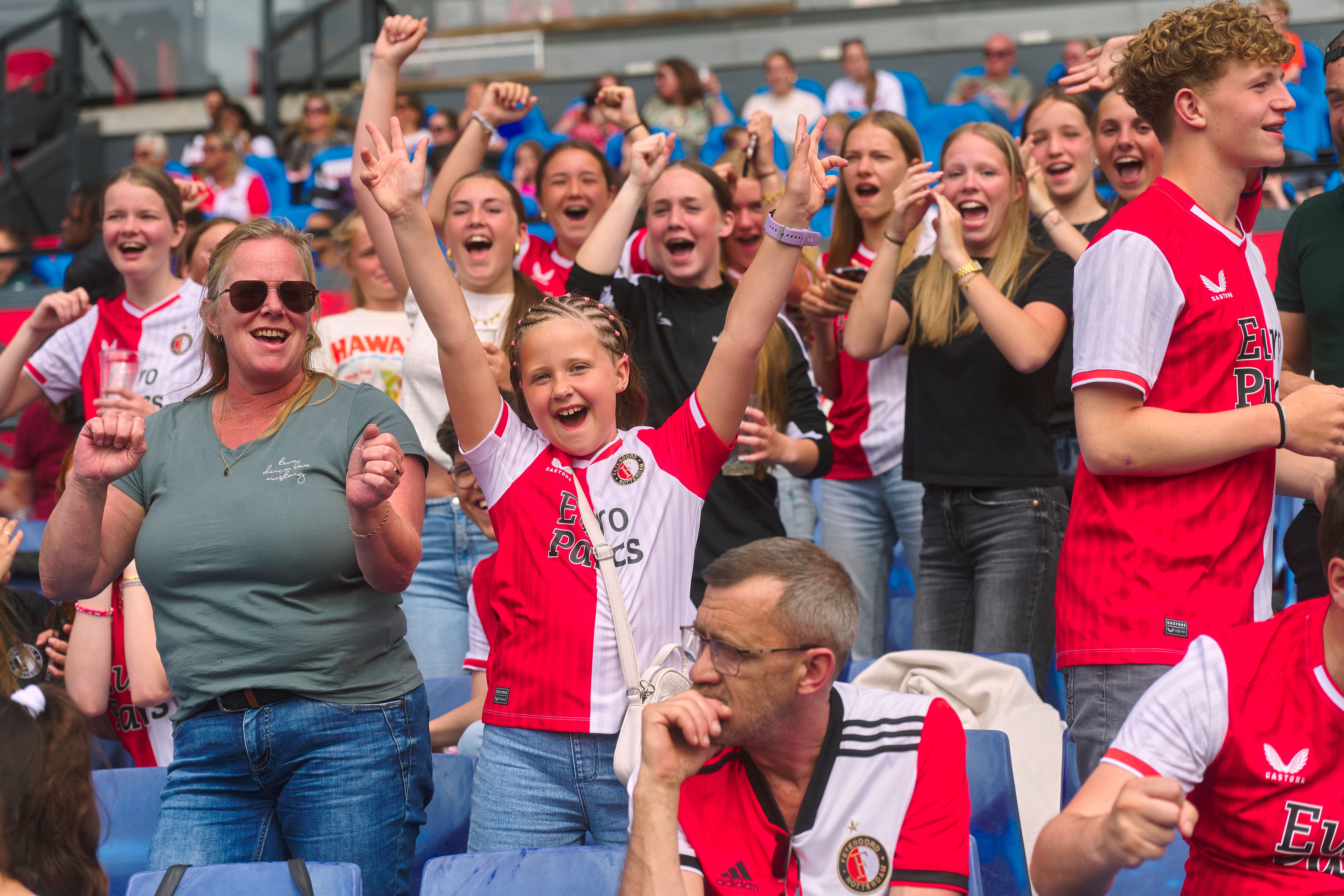 Kameraadjeswedstrijd Feyenoord V1 - Excelsior in De Kuip