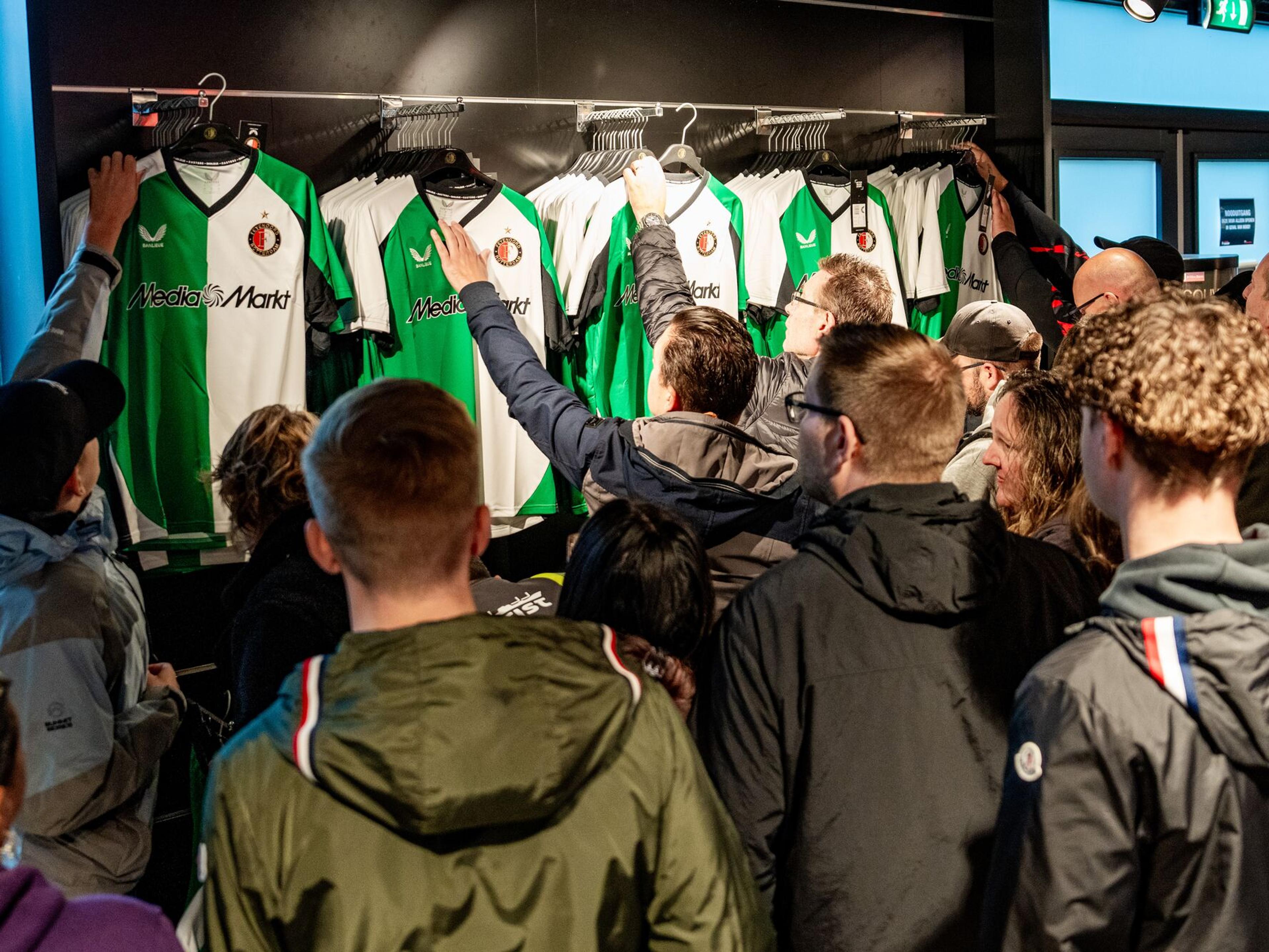 Cover Derde tenue 250924