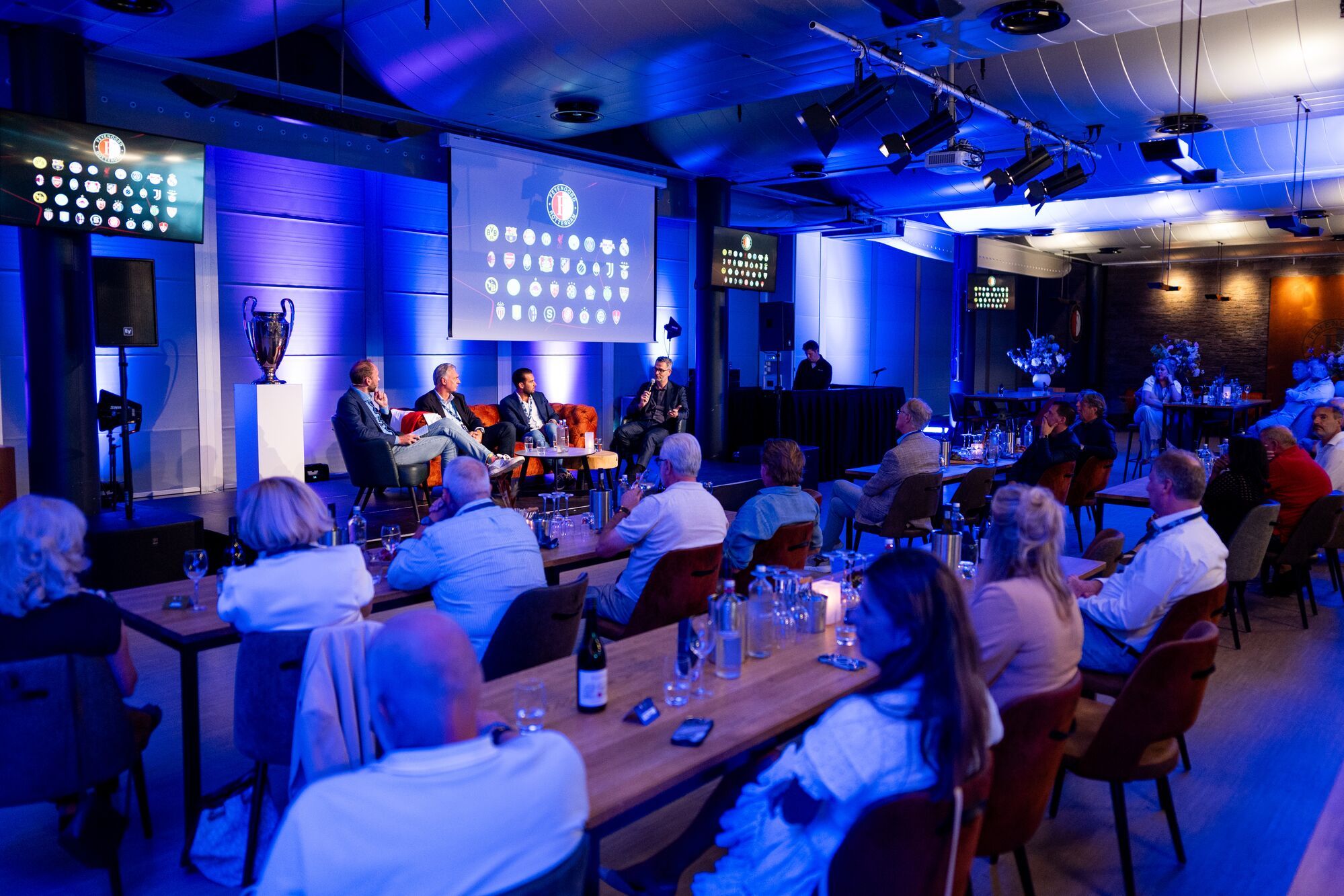 UCL draw partners en VvF