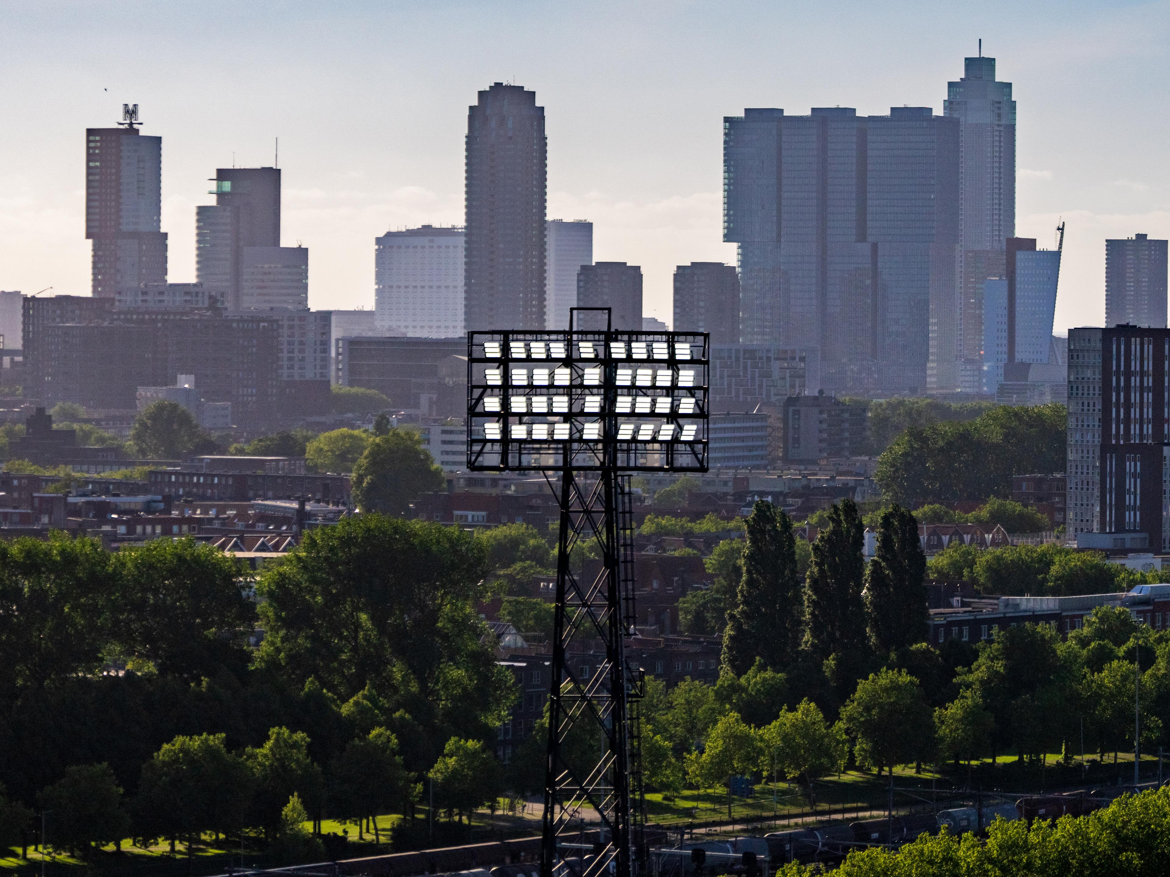 Cover tickets 300925