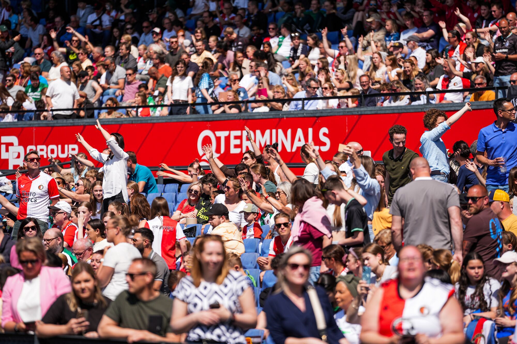 Kameraadjeswedstrijd Feyenoord V1 - Excelsior in De Kuip