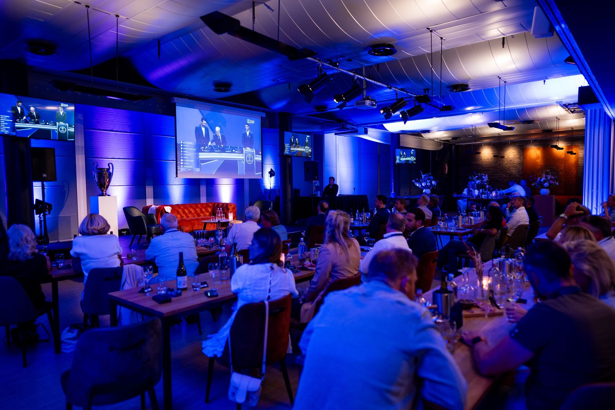 UCL draw partners en VvF