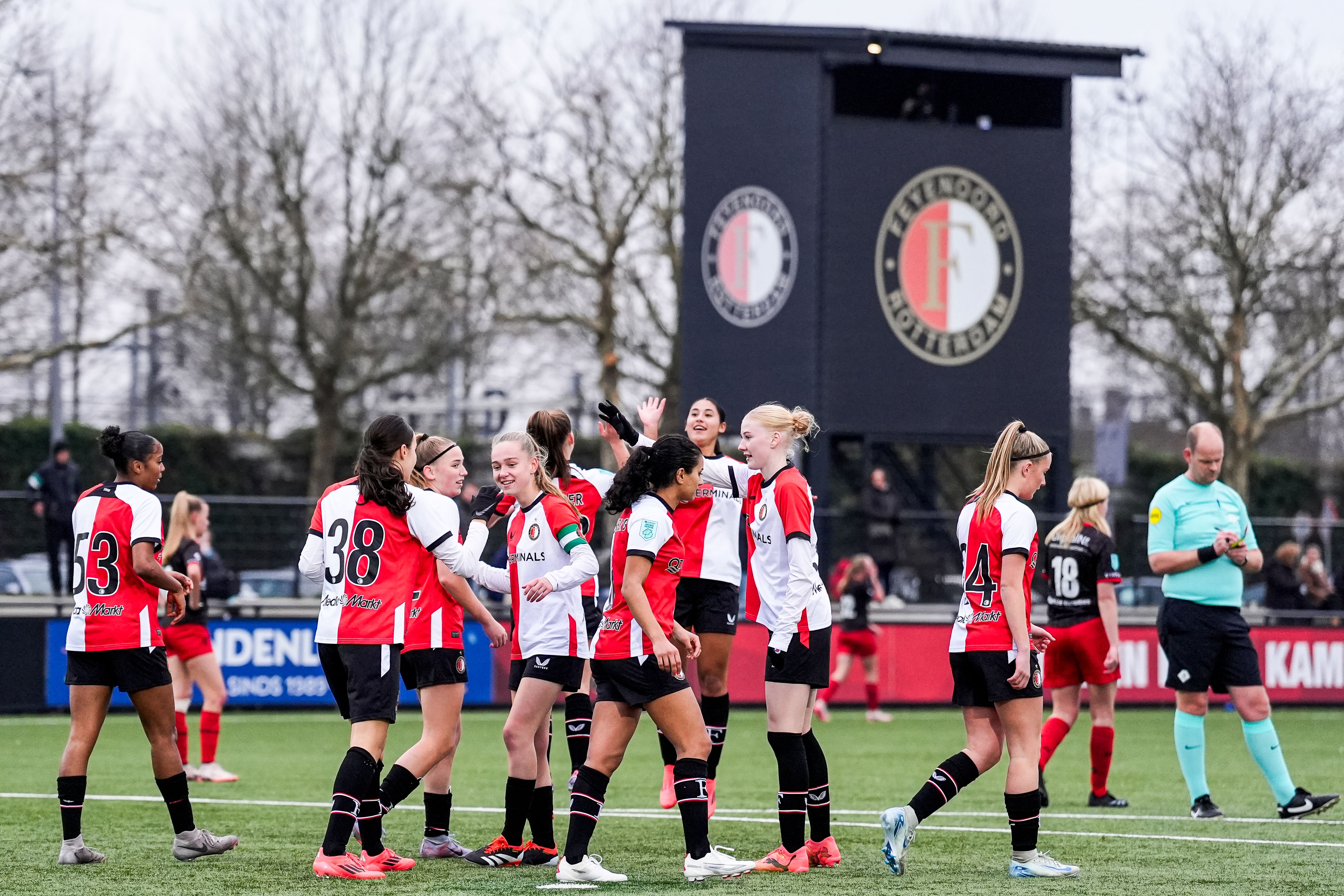Jong Feyenoord VR header 301124