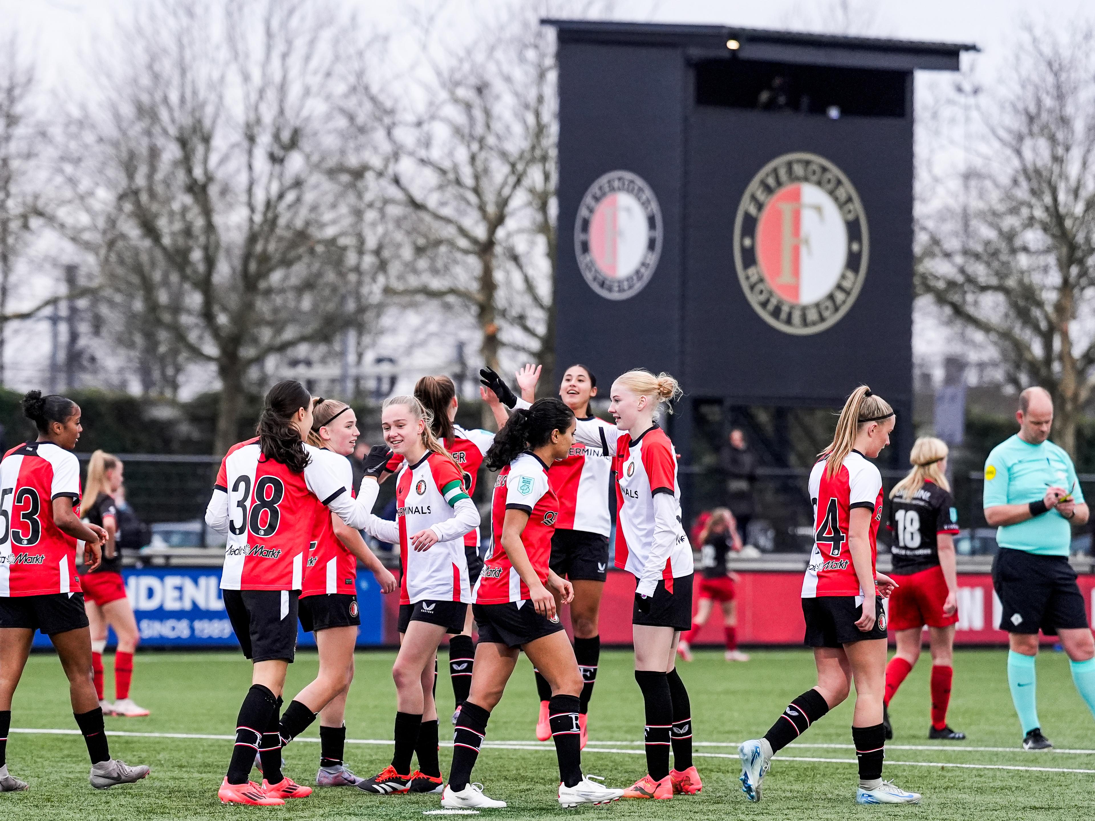 Jong Feyenoord VR header 301124 en