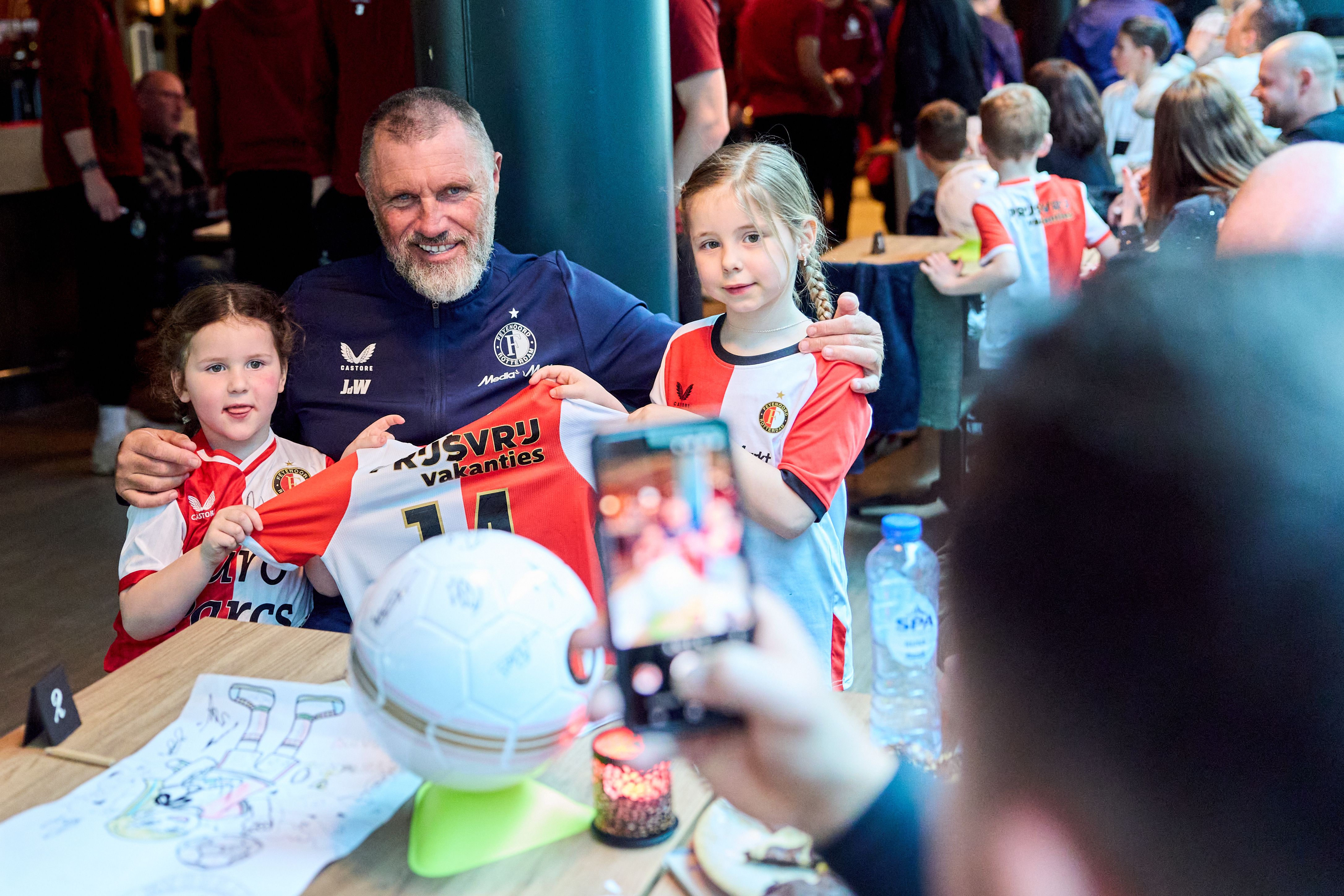 Cover bijzondere wensen 030326