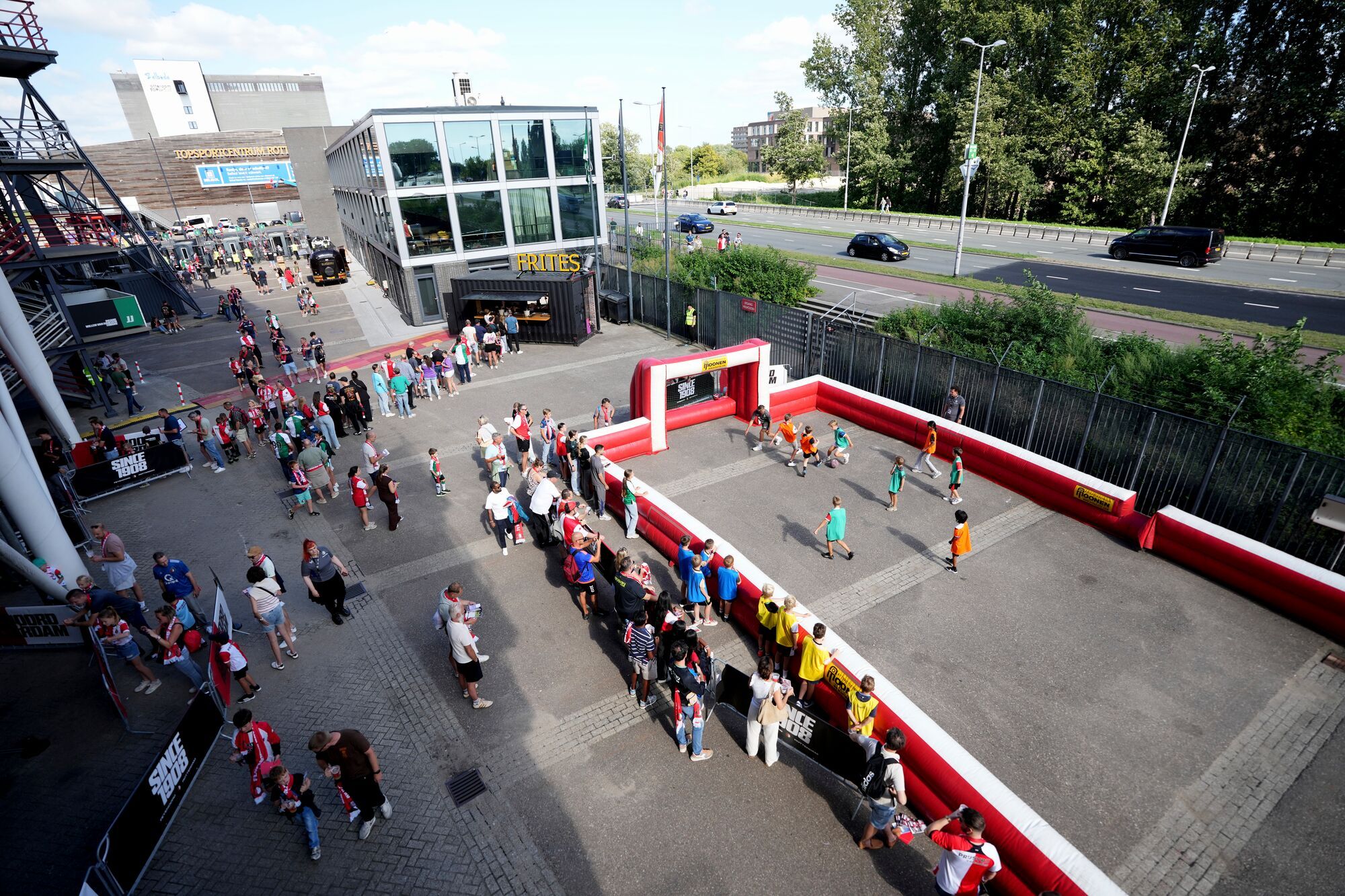 Kameraadjeswedstrijd Feyenoord - NAC Breda